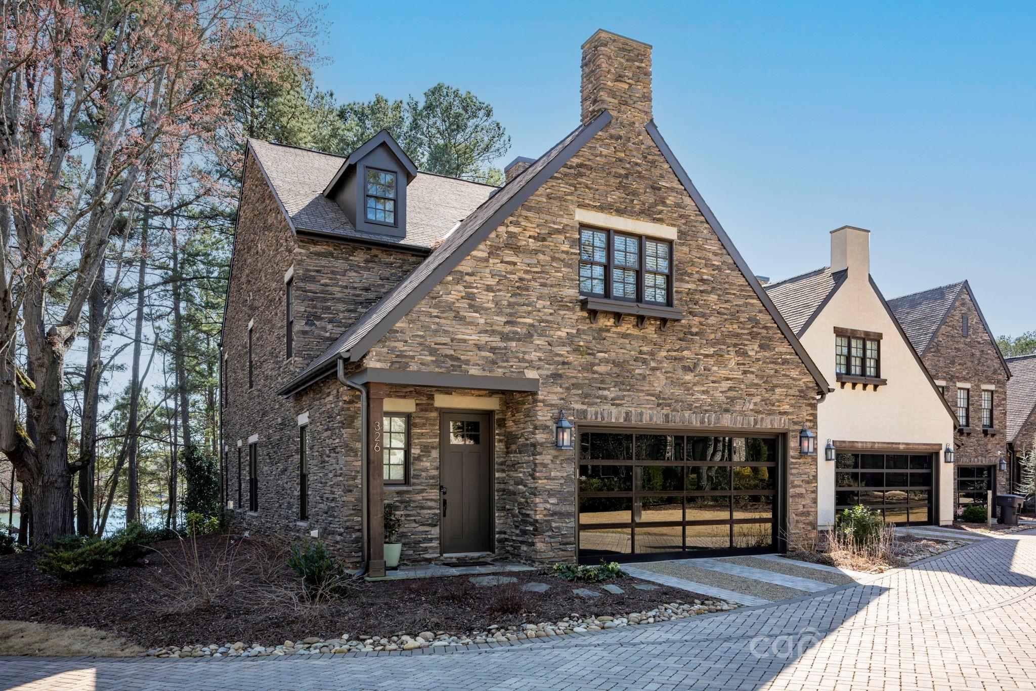 Ambleside I Real Estate Listings Main Image