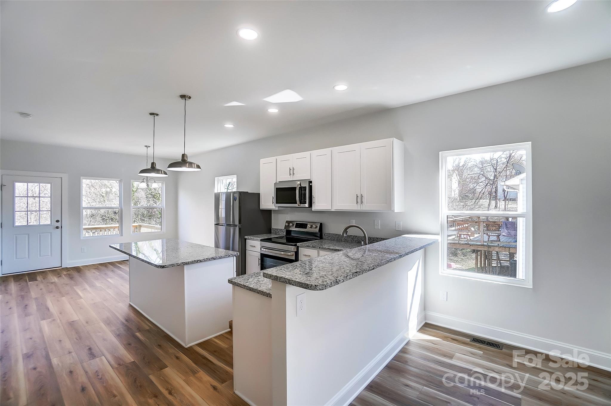 66 Reed Street Property Photo 8