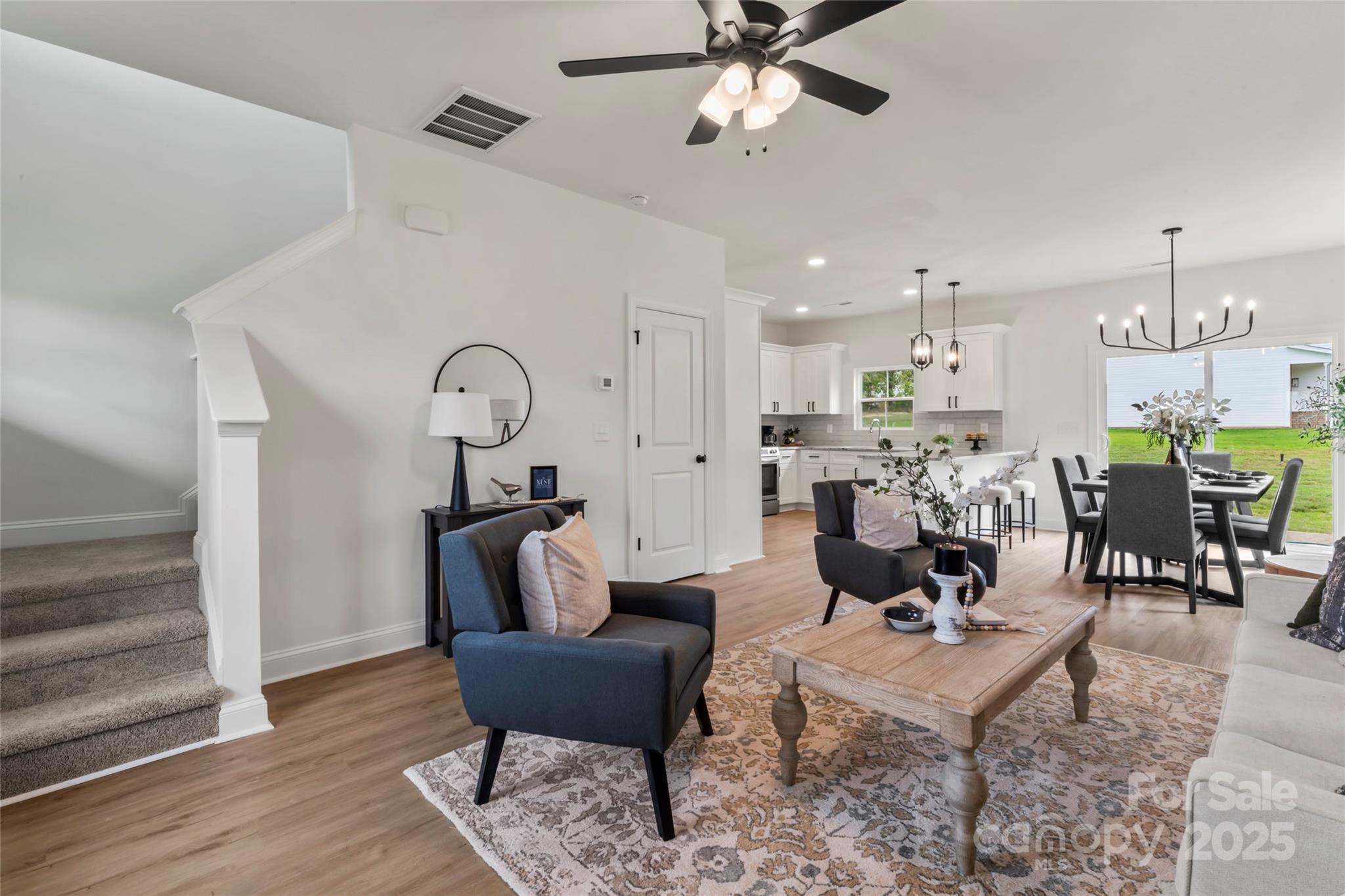 1540 Solitude Court Property Photo 8