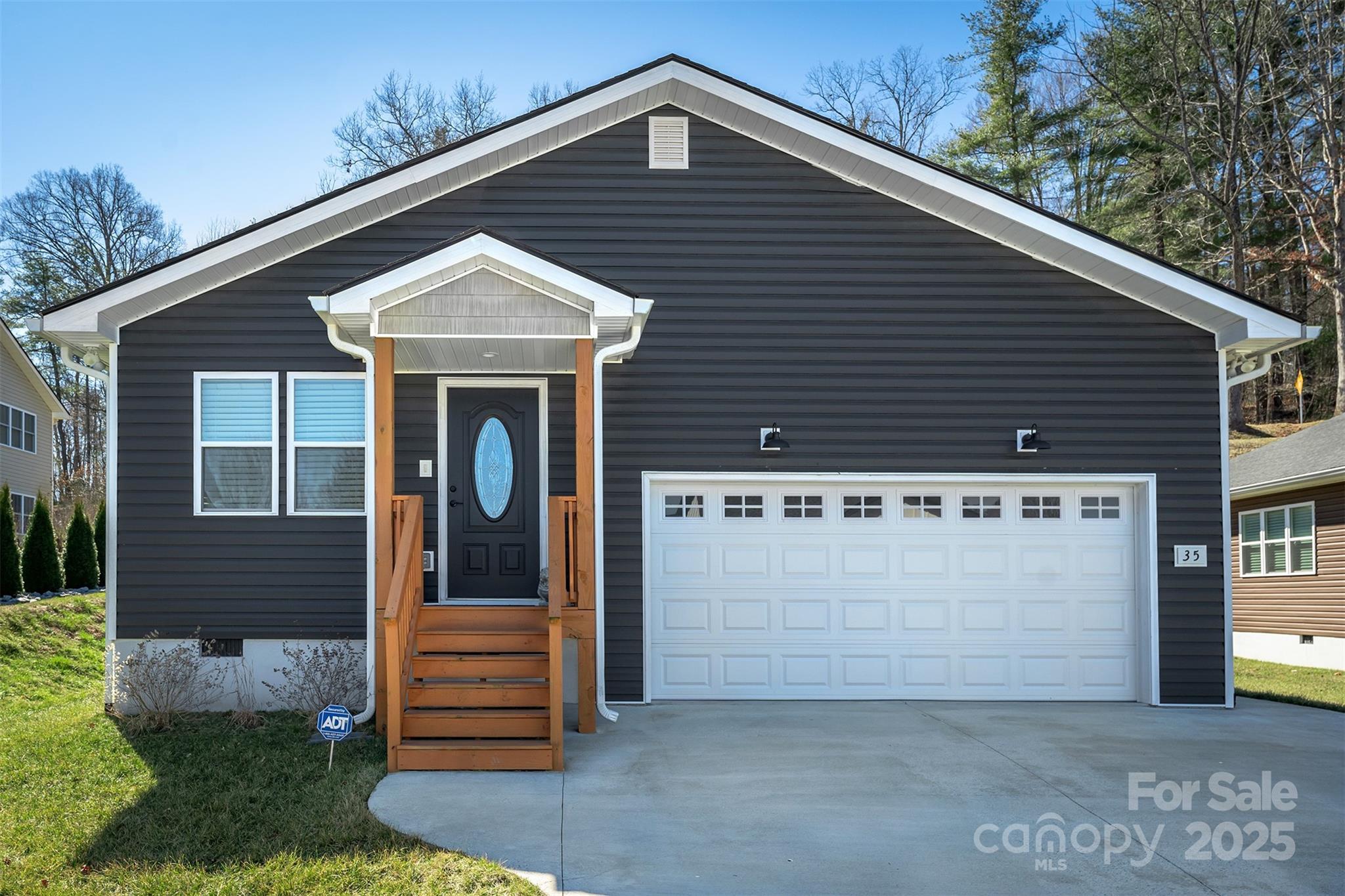 35 Meadow Creek Lane Property Photo