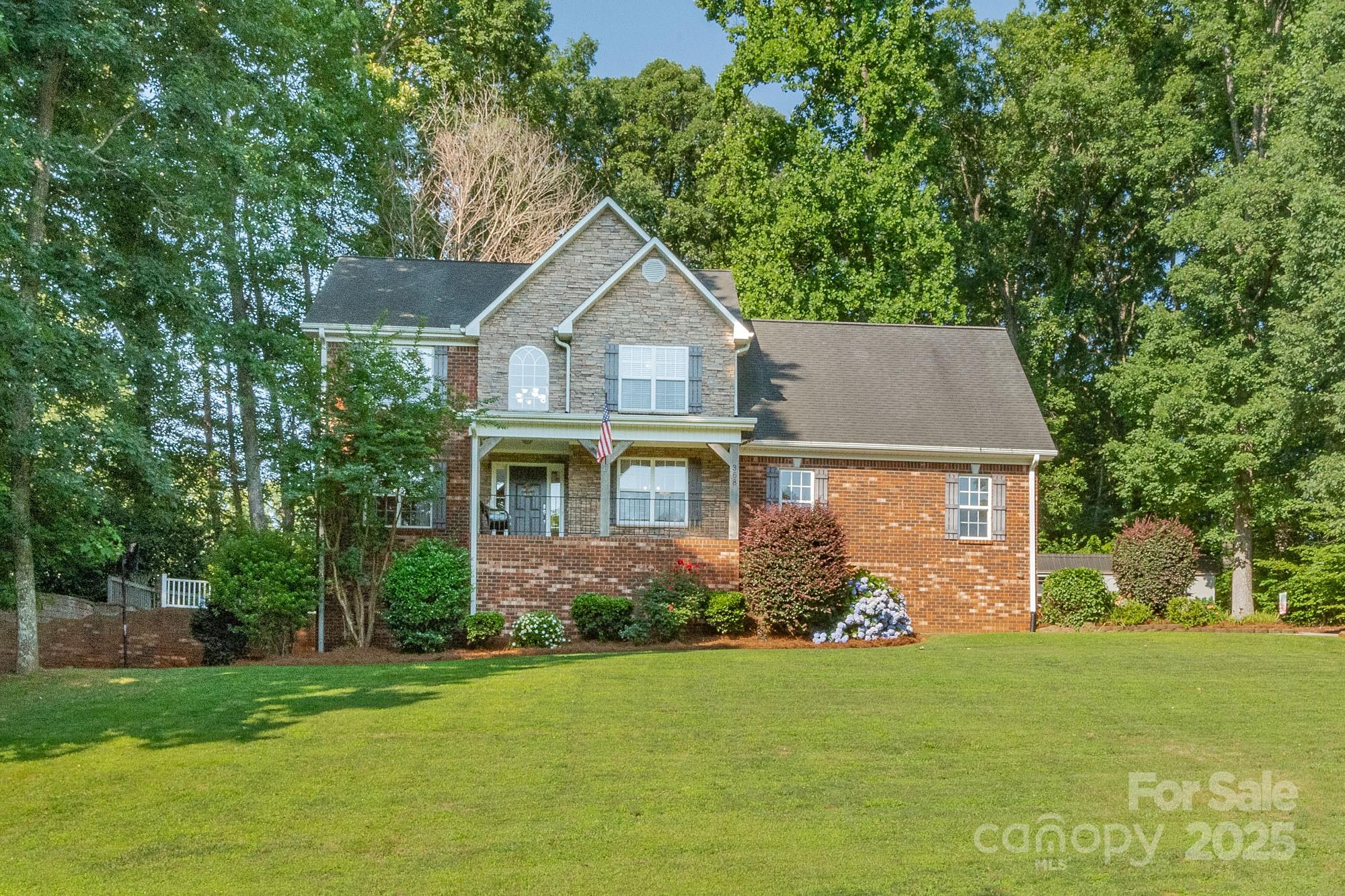 368 Noralin Drive Property Photo 1