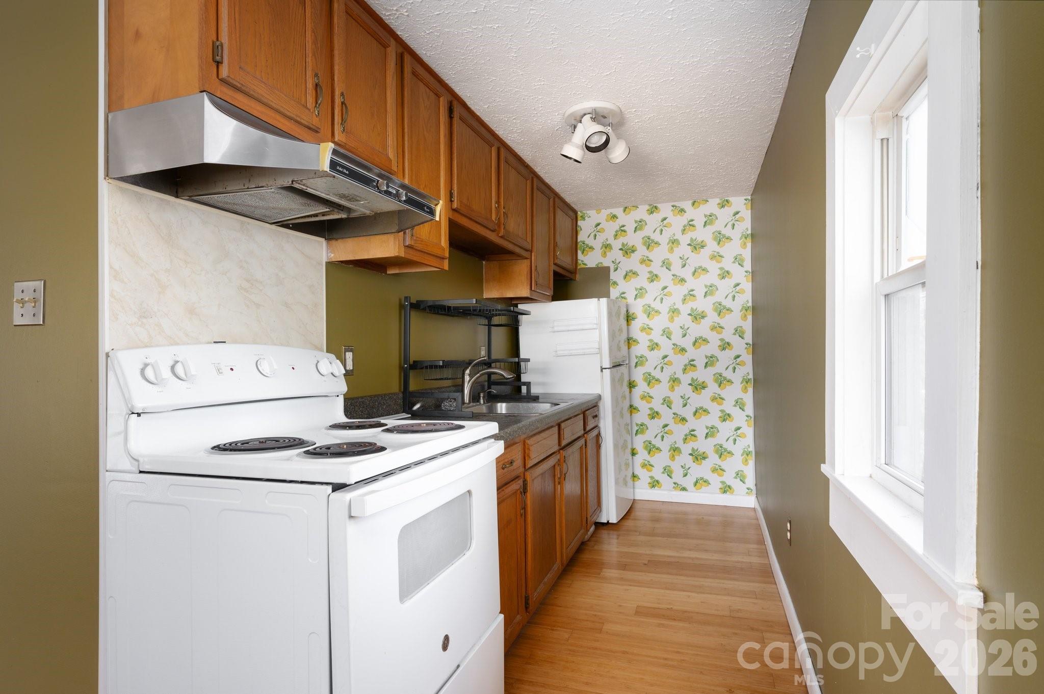 17 & 19 Hubbard Avenue Property Photo 37