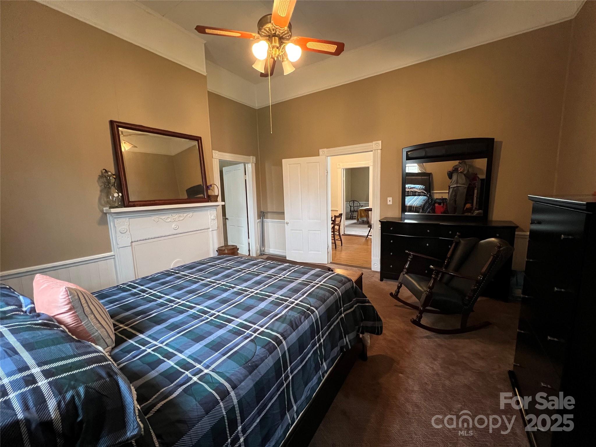 818 Calhoun Street Property Photo 15