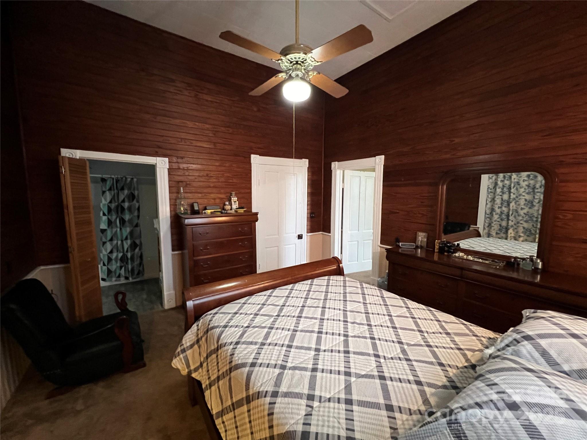 818 Calhoun Street Property Photo 24