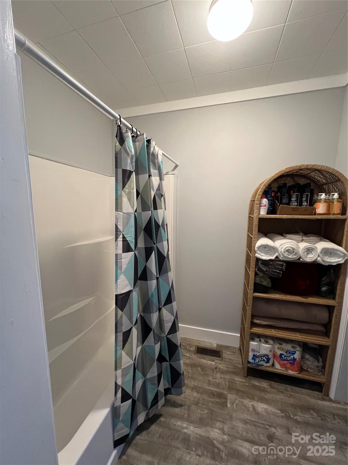 818 Calhoun Street Property Photo 25