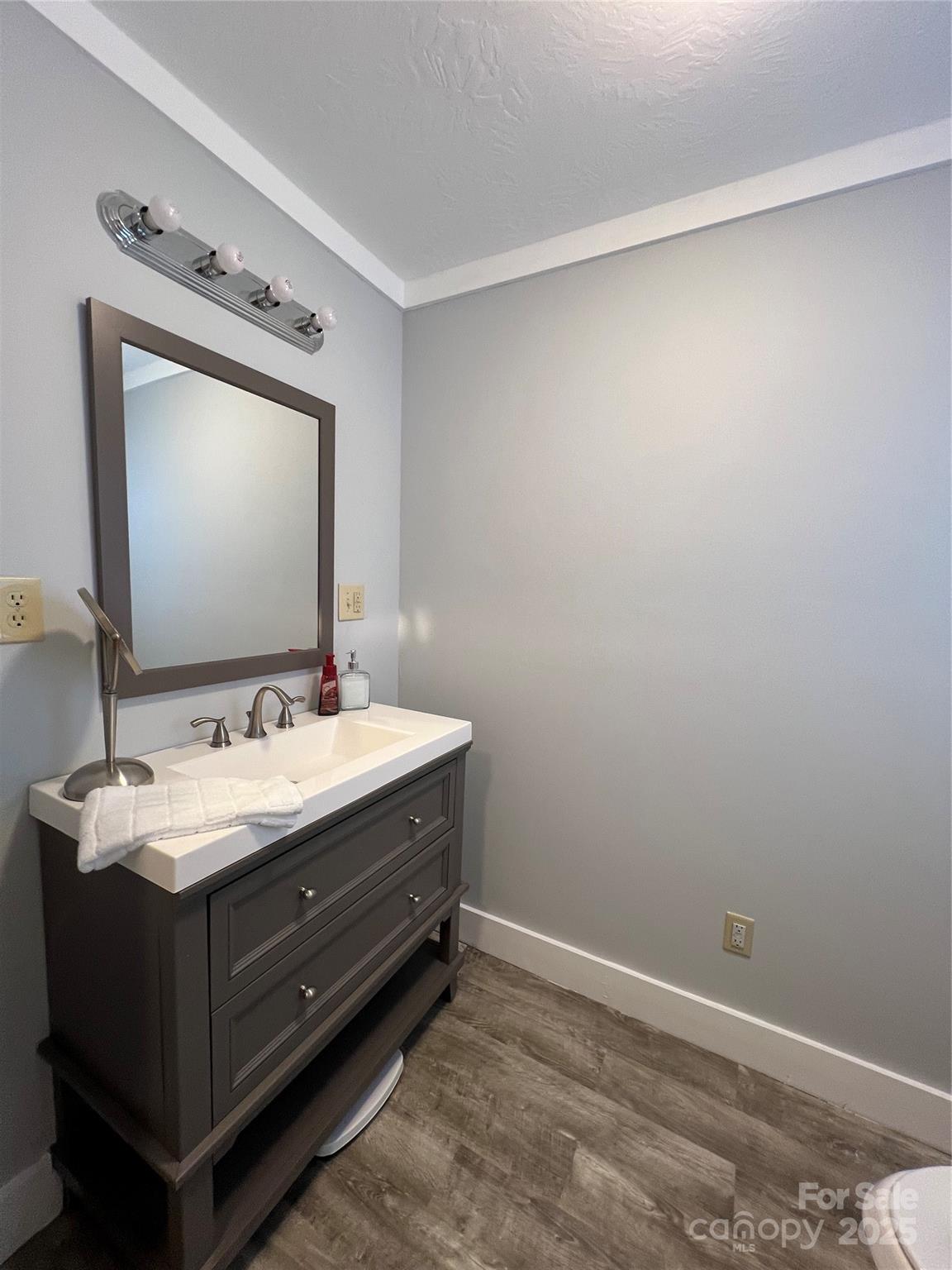 818 Calhoun Street Property Photo 28