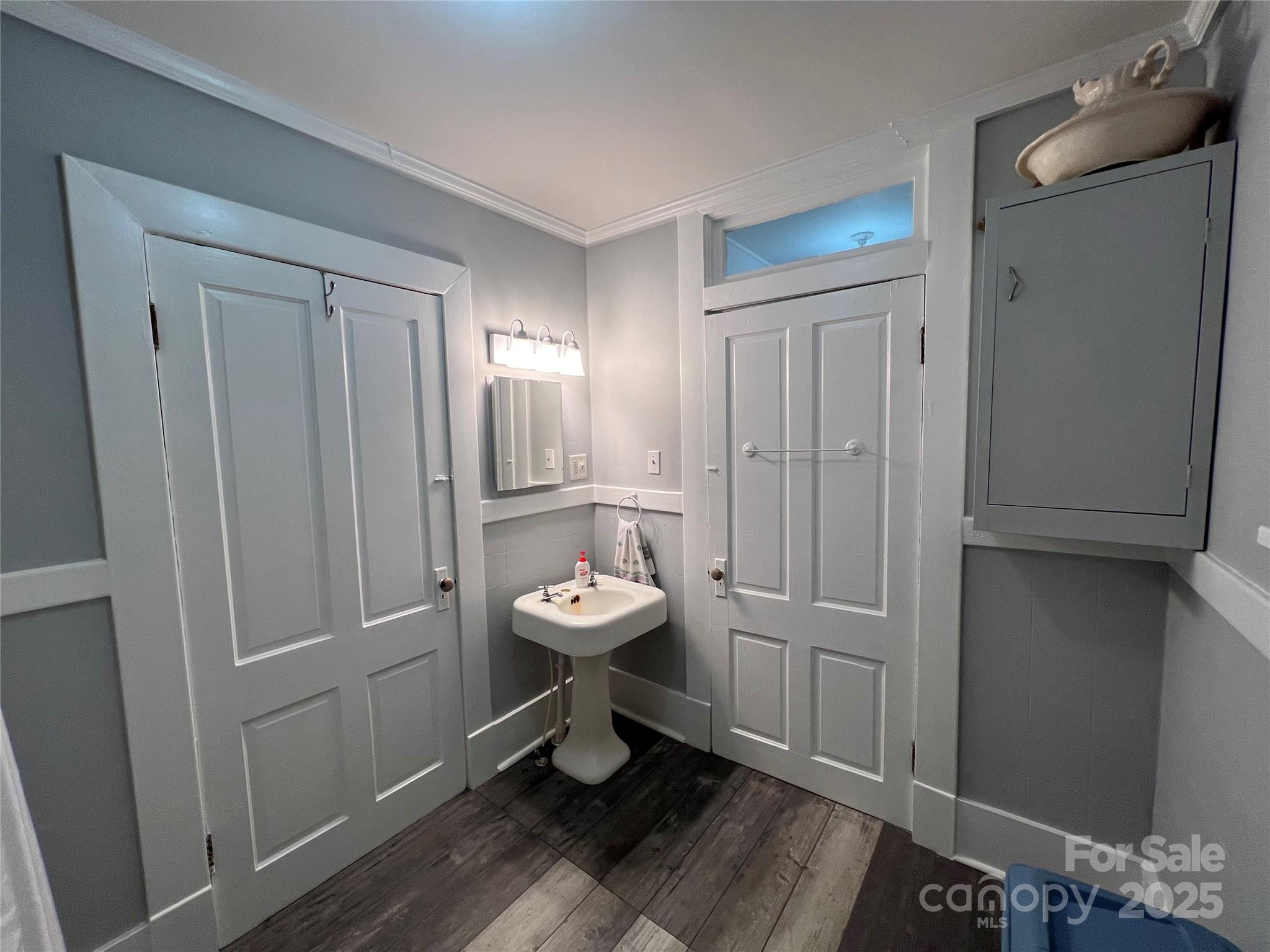 818 Calhoun Street Property Photo 36