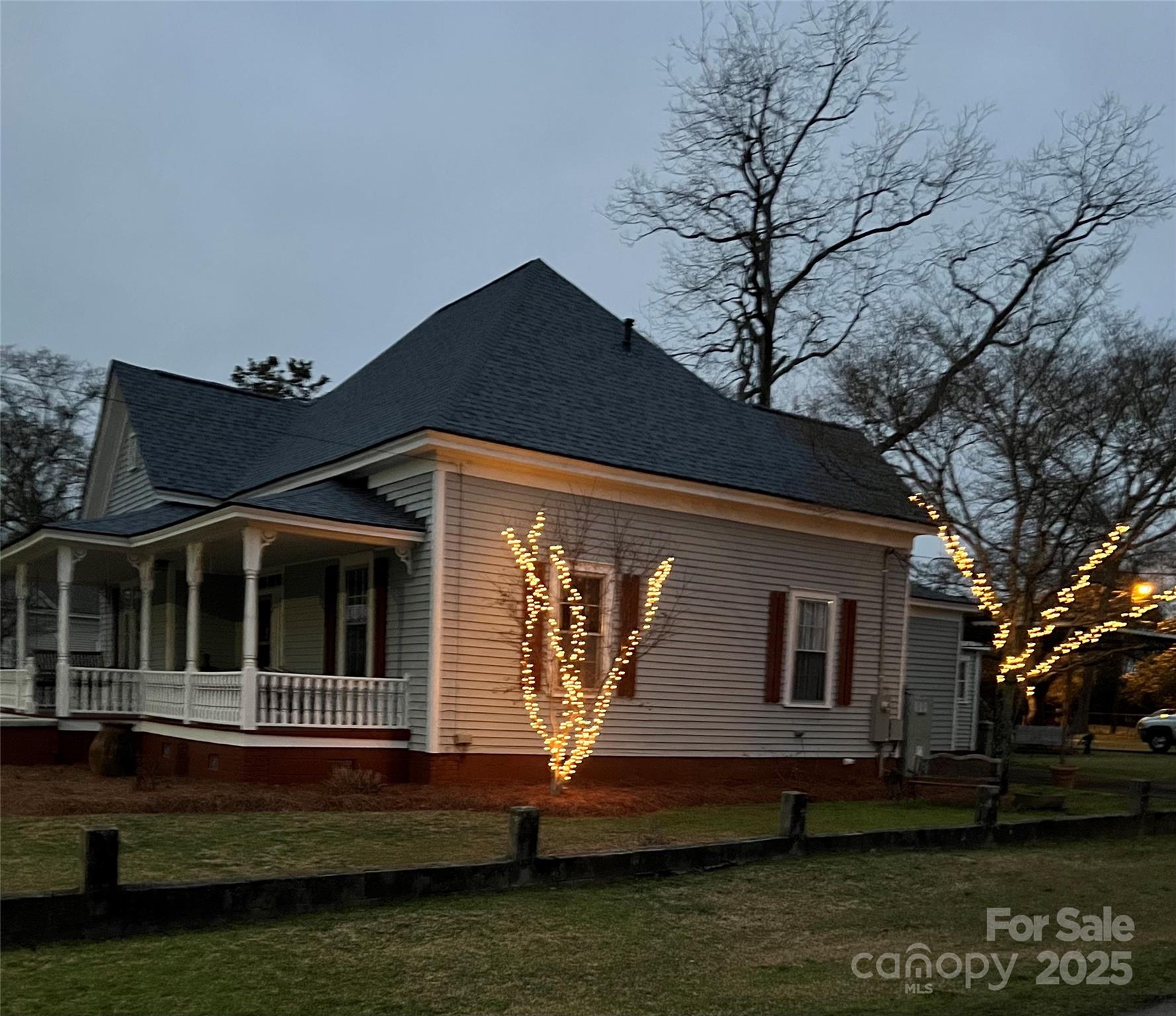 818 Calhoun Street Property Photo 43