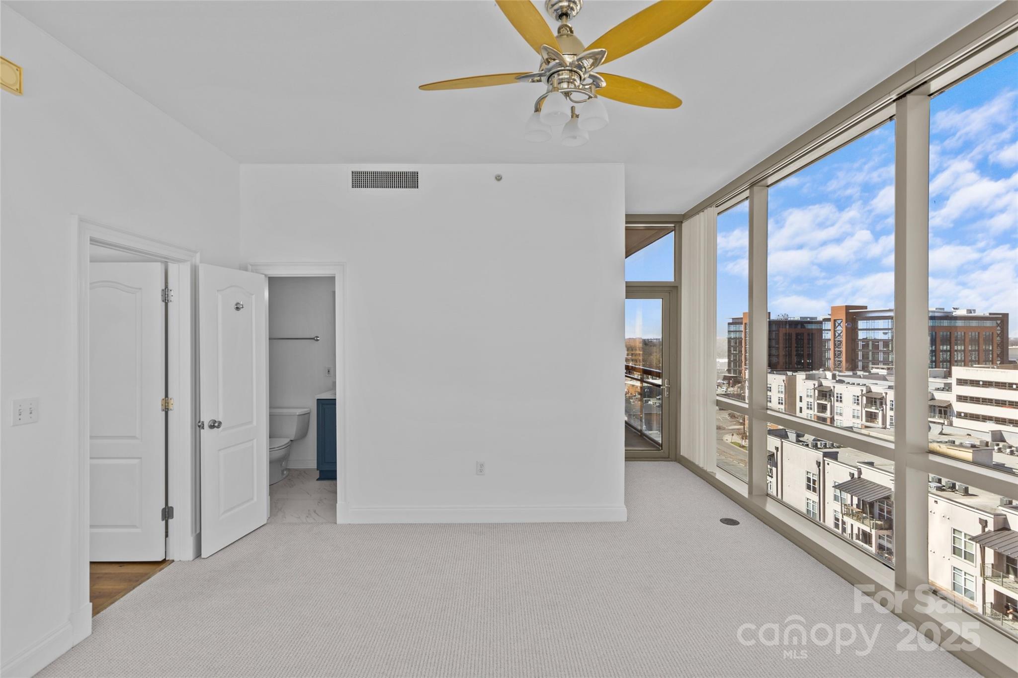 315 Arlington Avenue 1206 Property Photo 15