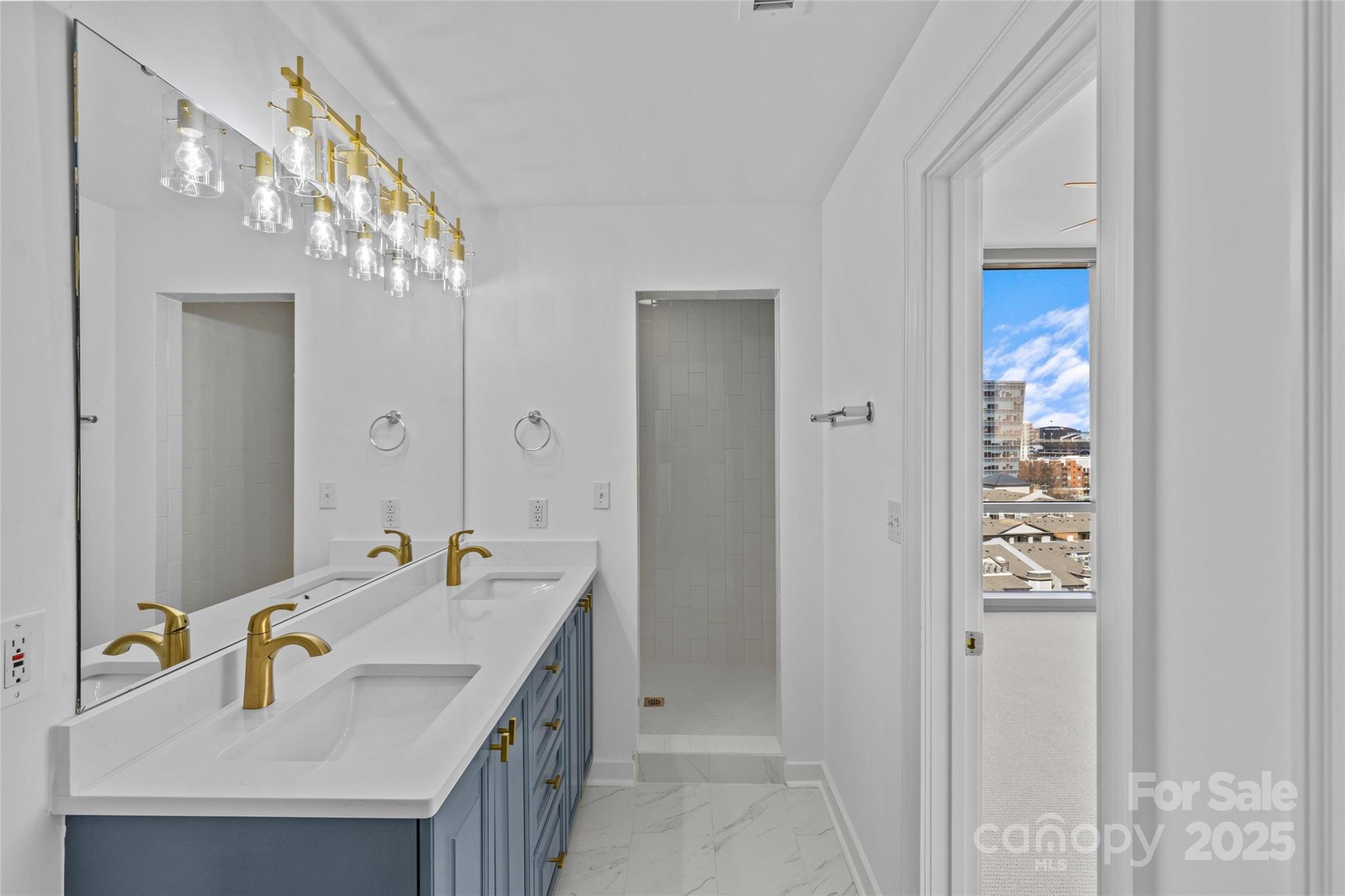 315 Arlington Avenue 1206 Property Photo 16