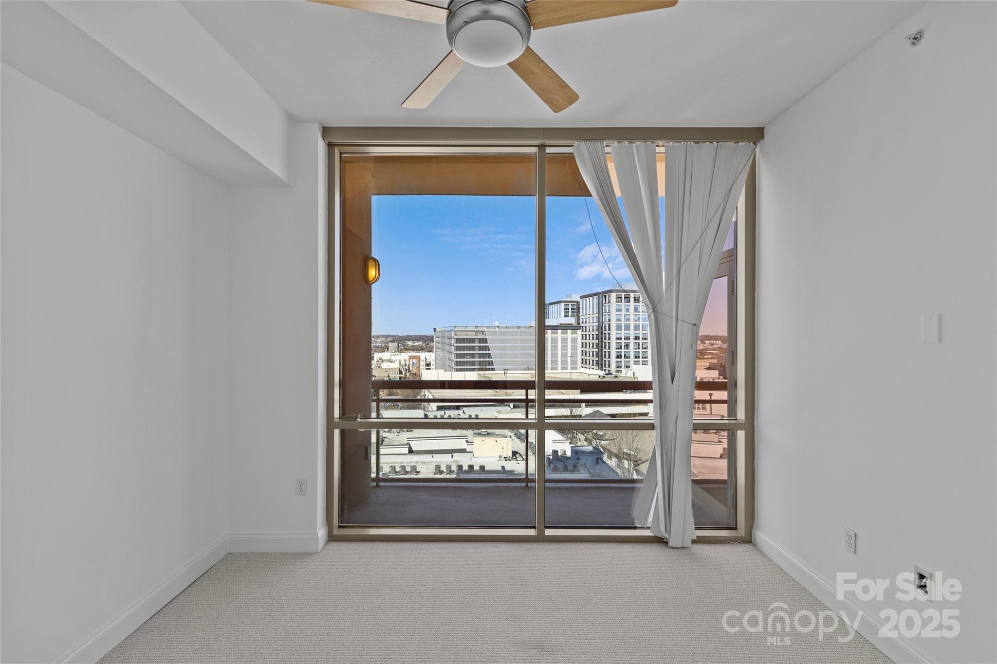 315 Arlington Avenue 1206 Property Photo 24