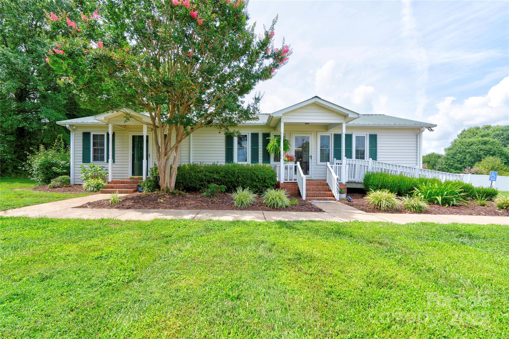 4009 Polkville Road Property Photo