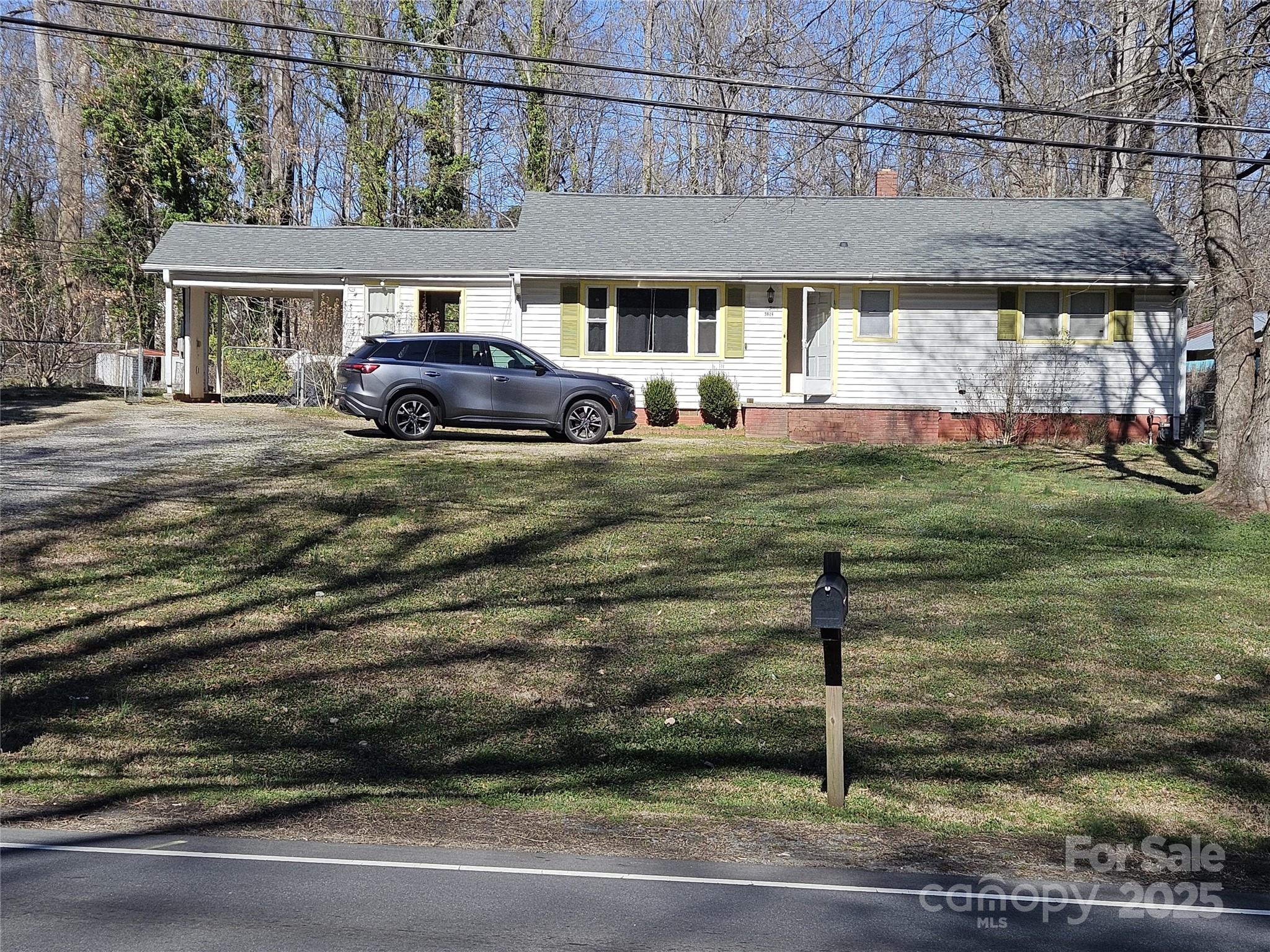 5924 Freedom Drive Property Photo