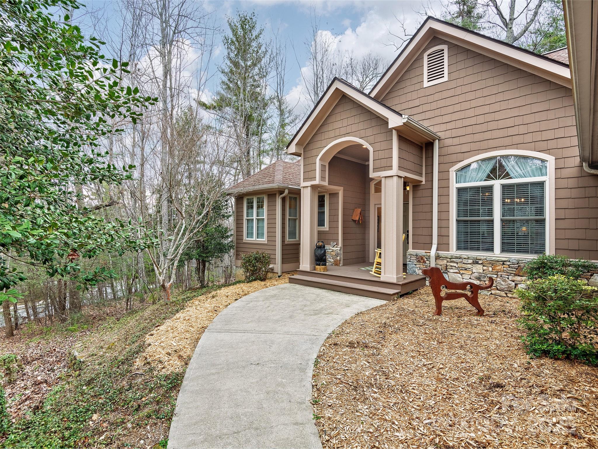 15 S Kuykendall Court Property Photo