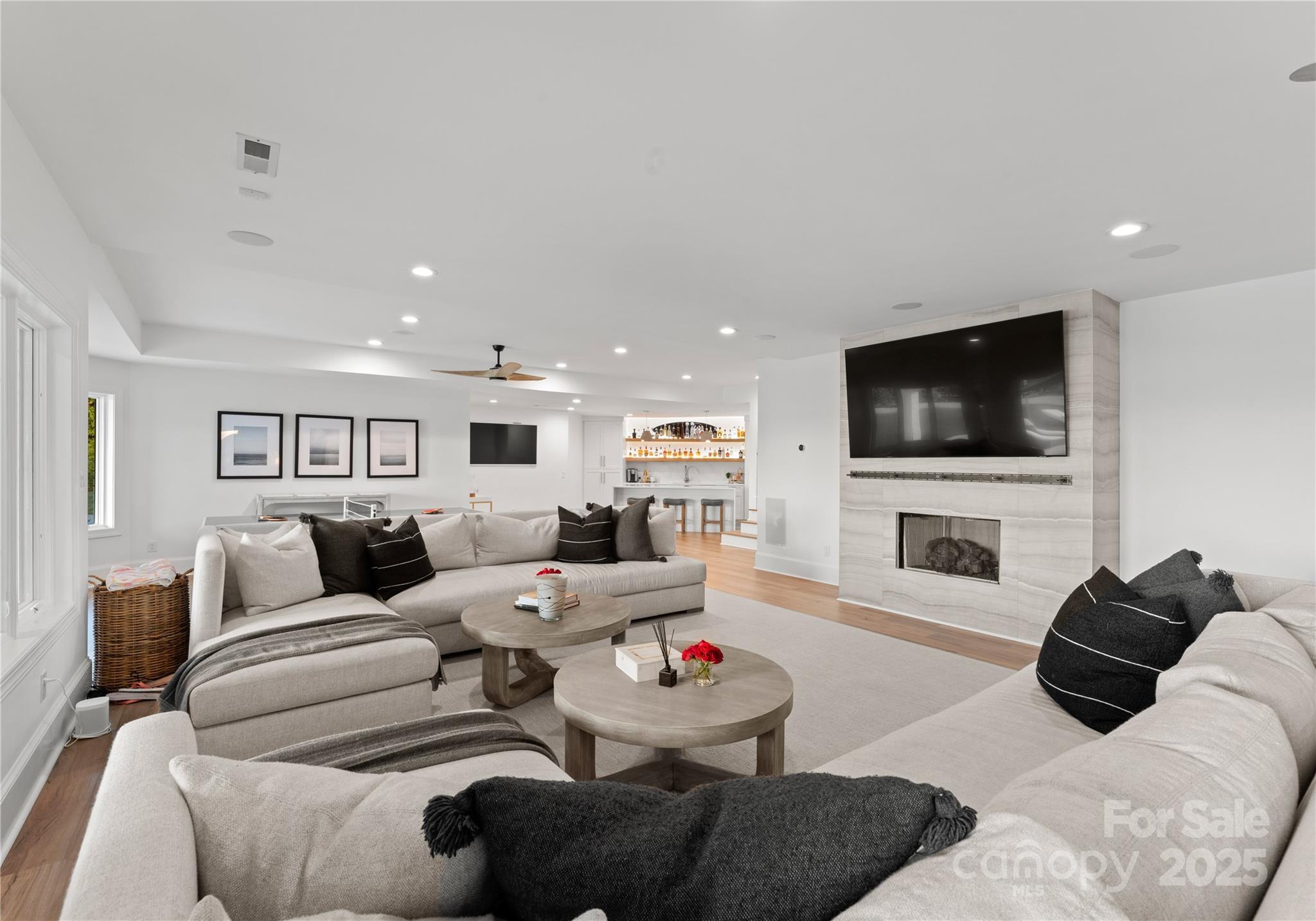 16439 Jetton Road Property Photo 32