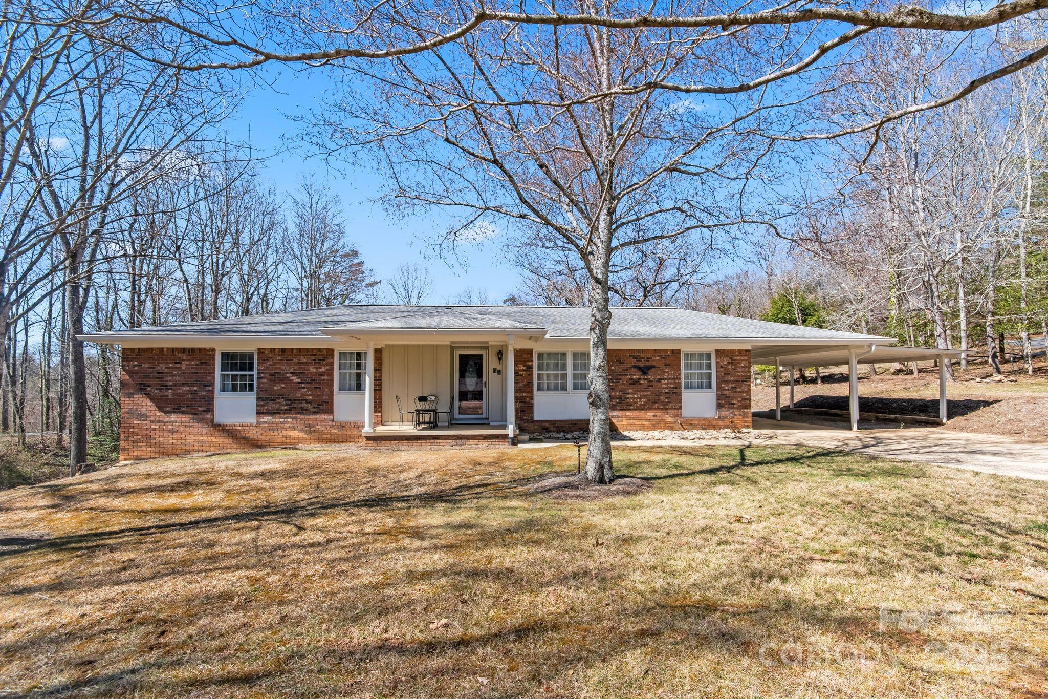12 Springwood Drive Property Photo