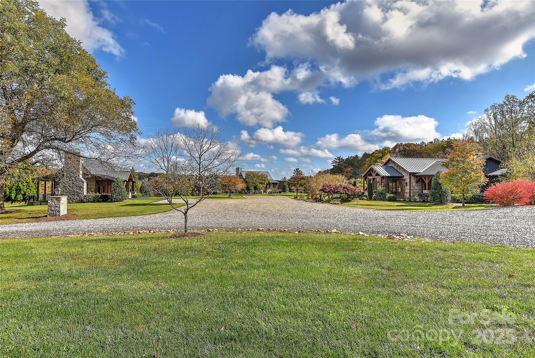 153 Badenyon Place Property Photo 4