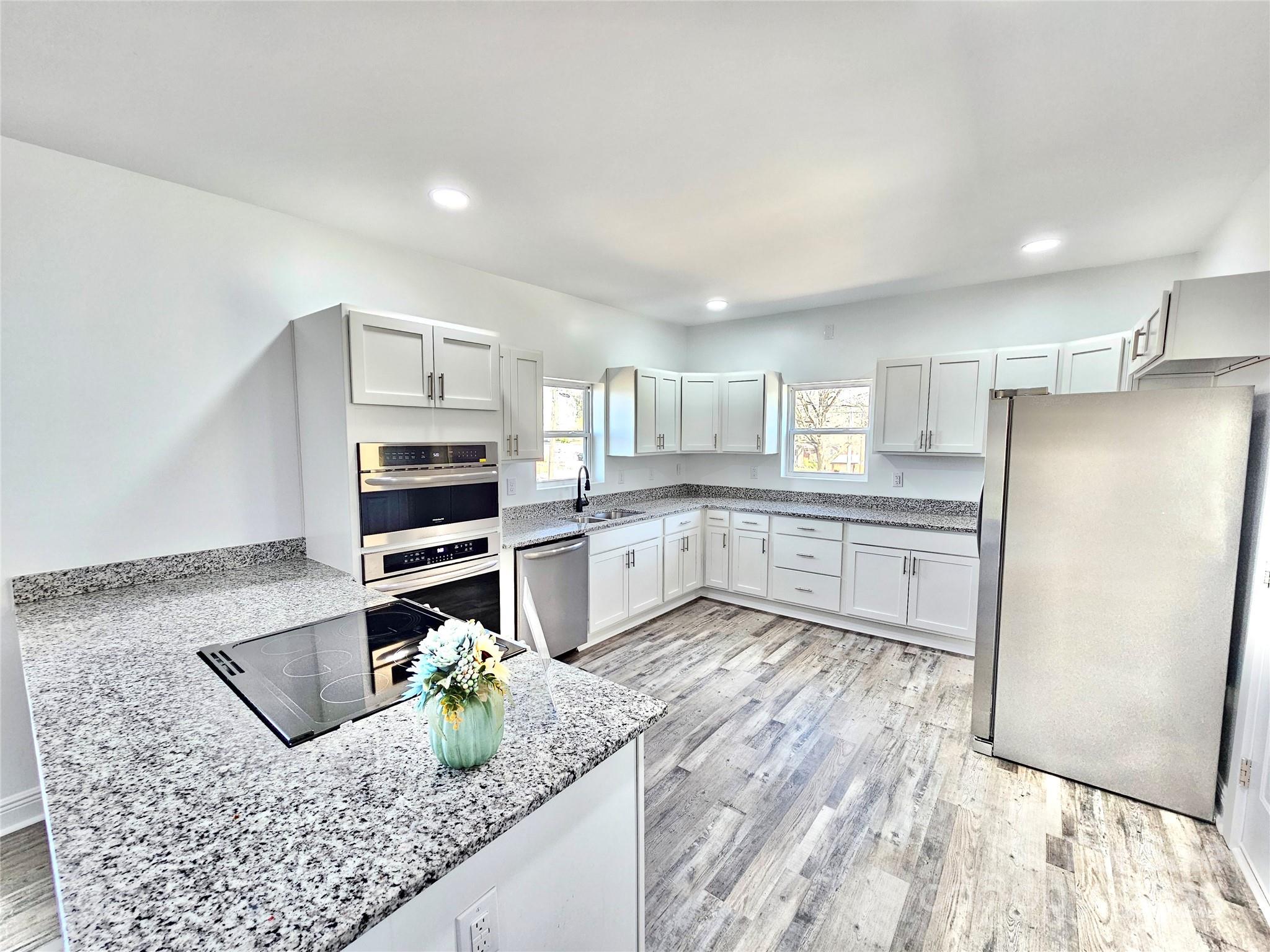 405 Aquadale Road Property Photo 1