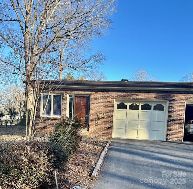 1049 7th Street Property Photo