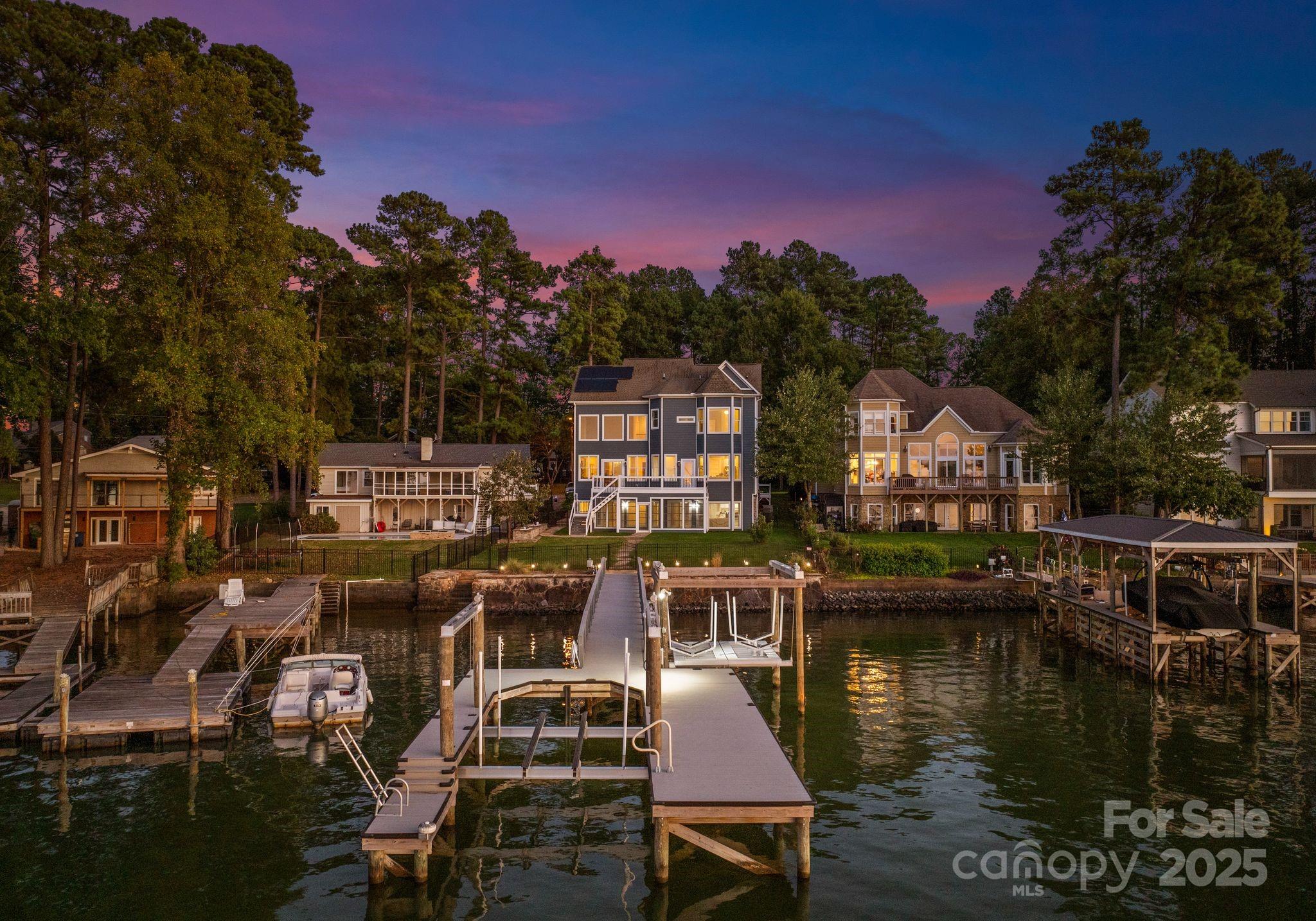 21013 Island Forest Drive Property Photo