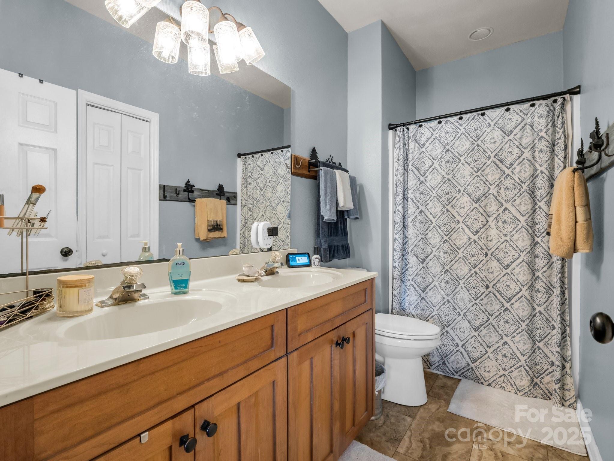 158 Stonecrest Court Property Photo 13