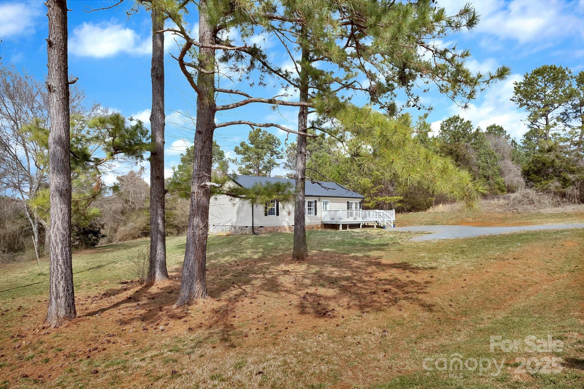 1620 Greenlee Road Property Photo