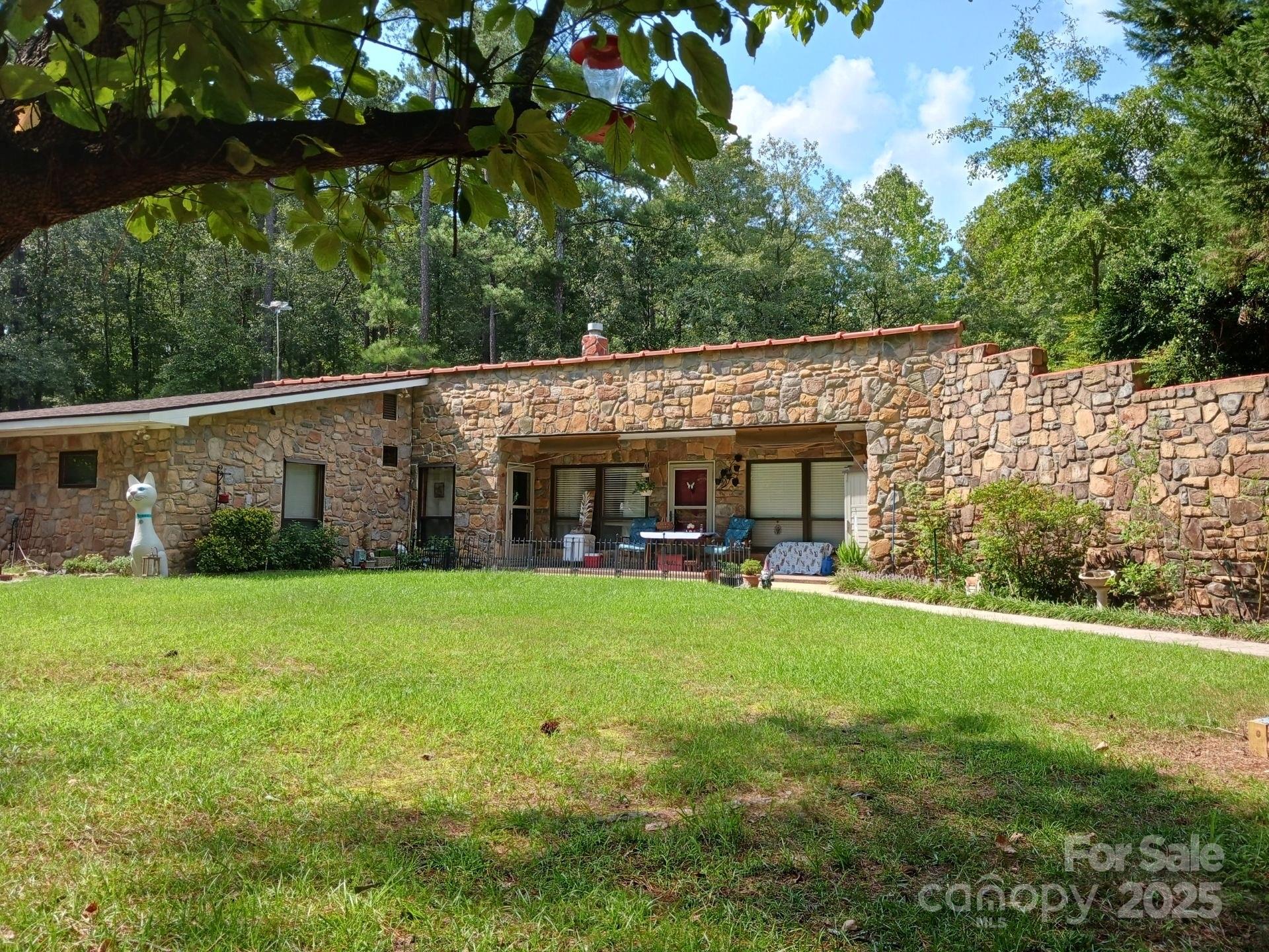 194 Poole Road Property Photo