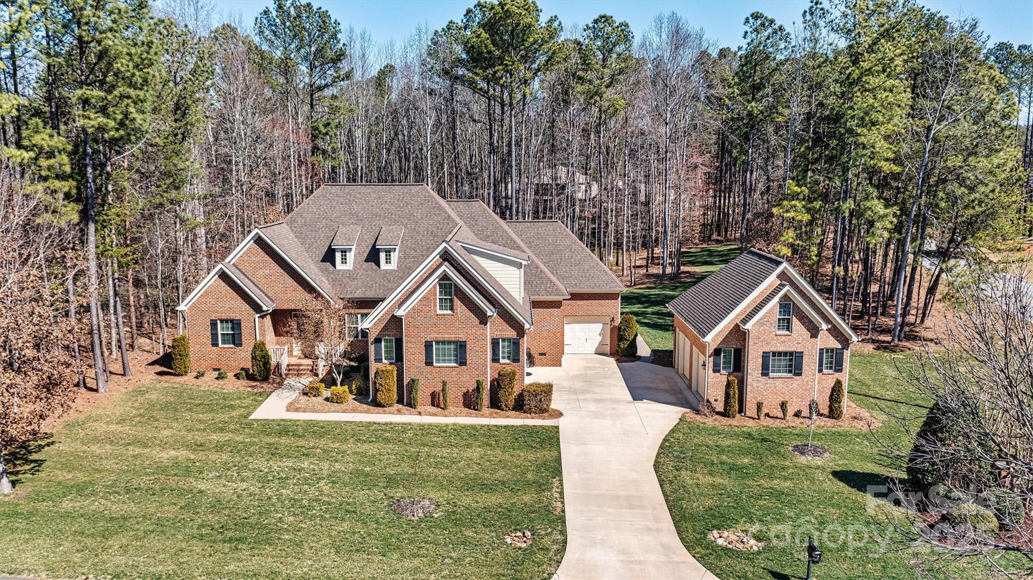 Beacon Pointe Real Estate Listings Main Image