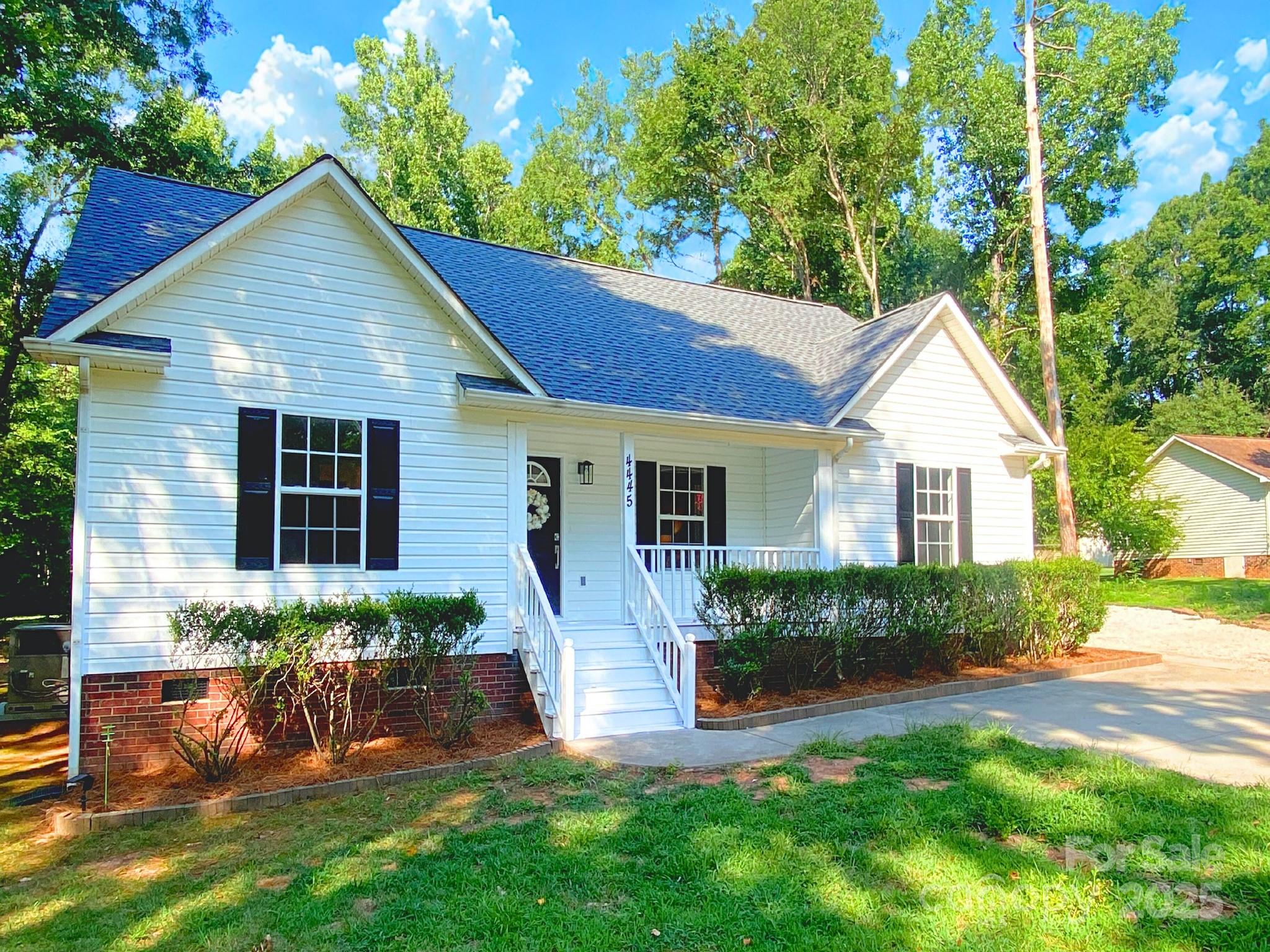 4445 Homestead Road Property Photo 1