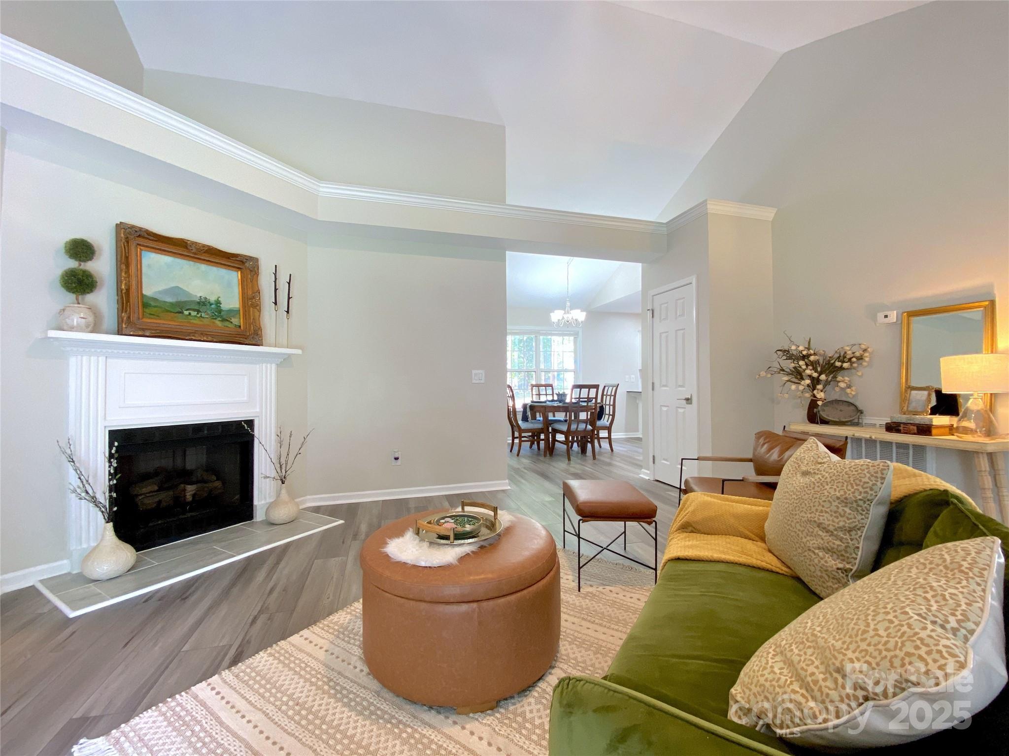 4445 Homestead Road Property Photo 4
