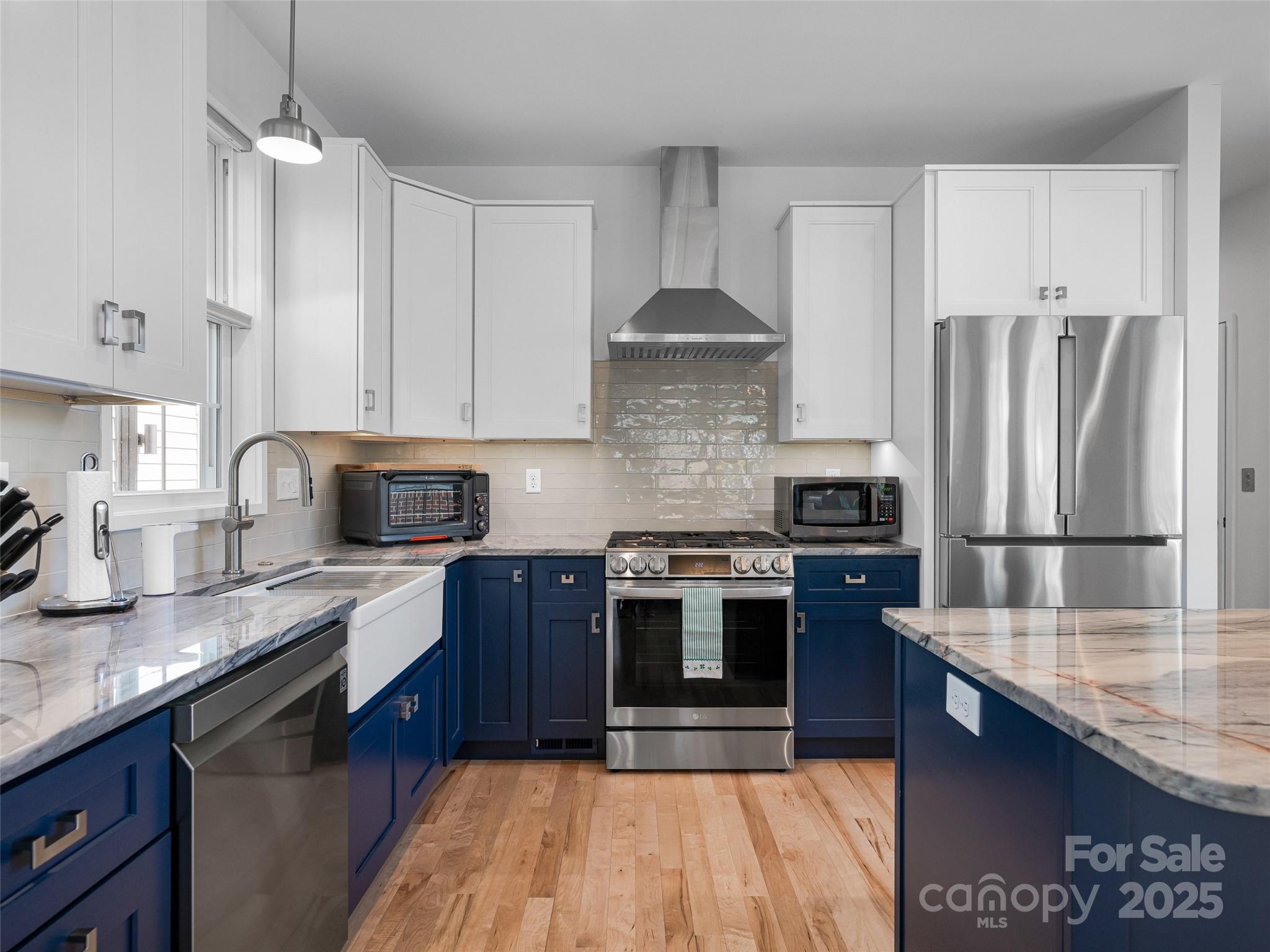 60 Skyvue Court Property Photo 15