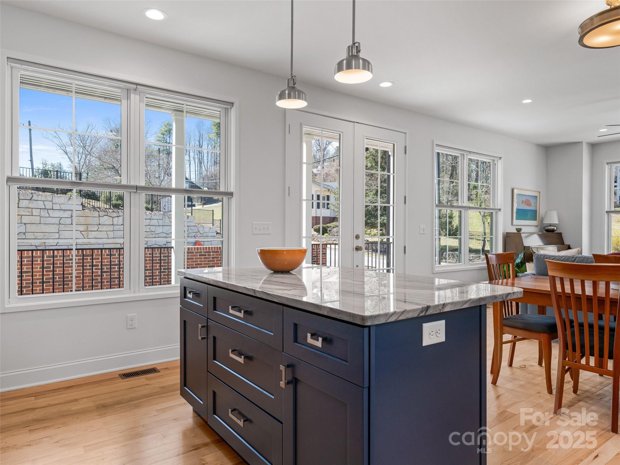 60 Skyvue Court Property Photo 16