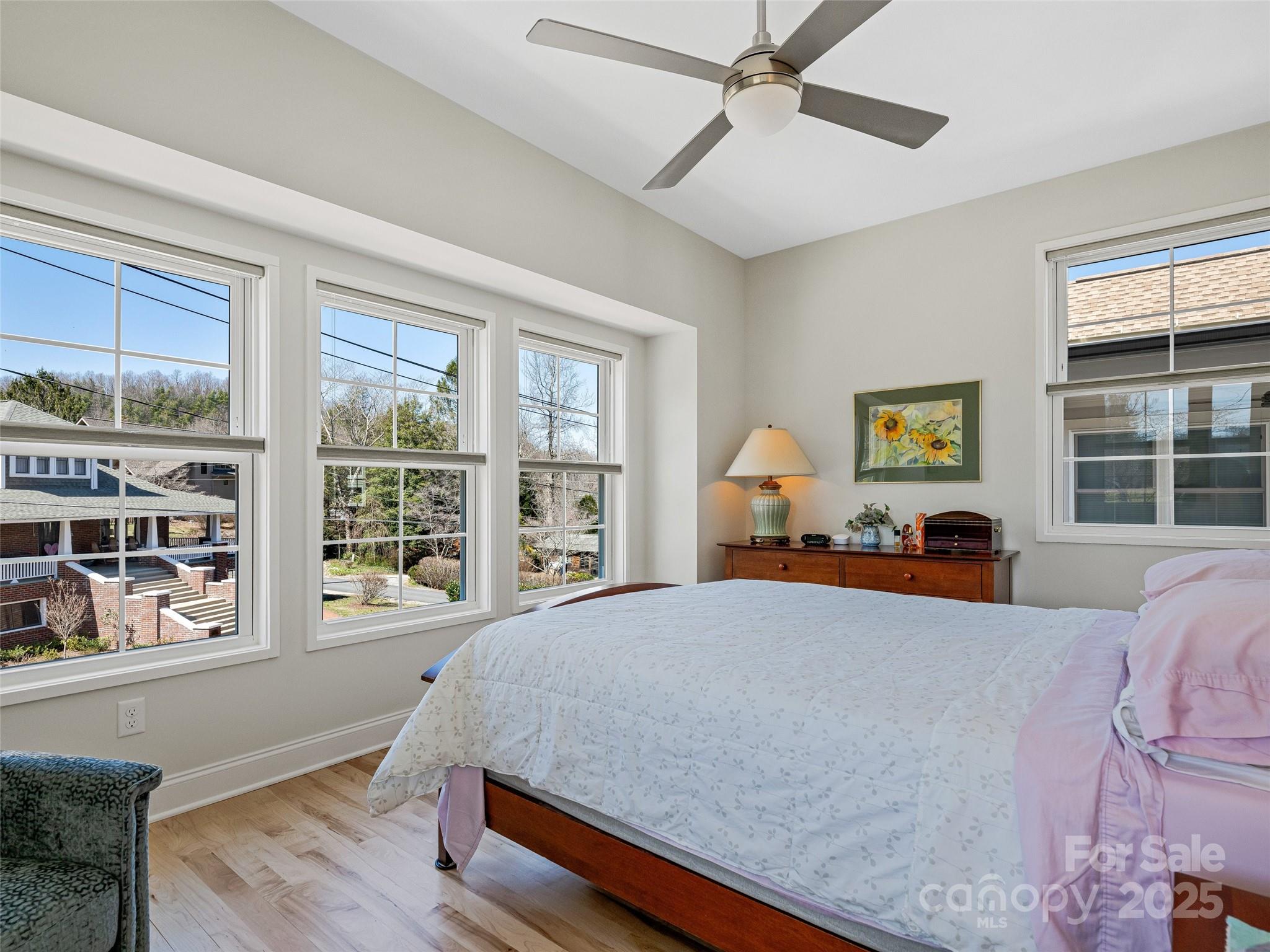 60 Skyvue Court Property Photo 23