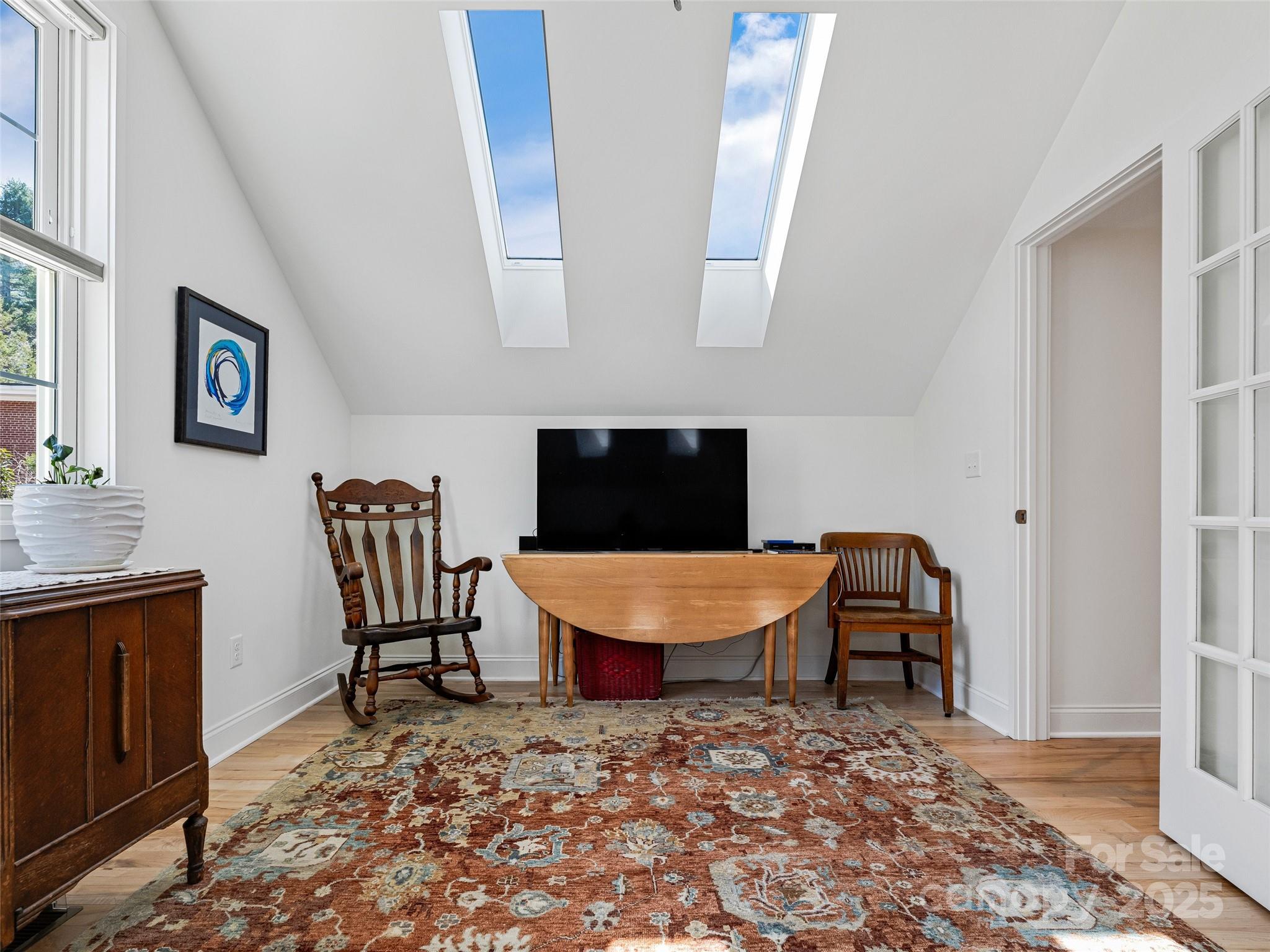 60 Skyvue Court Property Photo 31