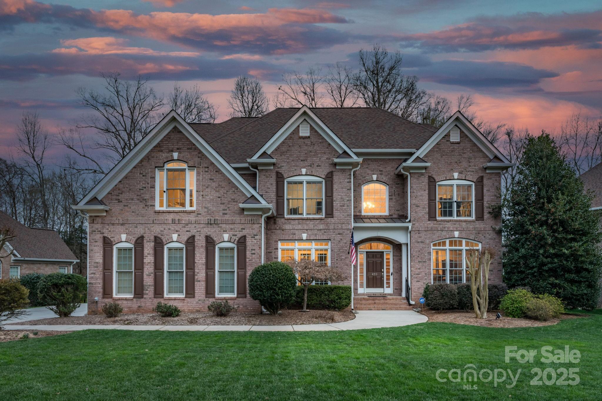 409 Conaway Court Property Photo