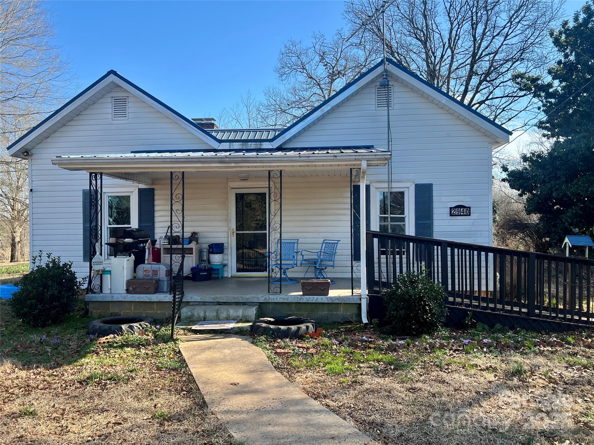 2940 Ambrose Drive Property Photo