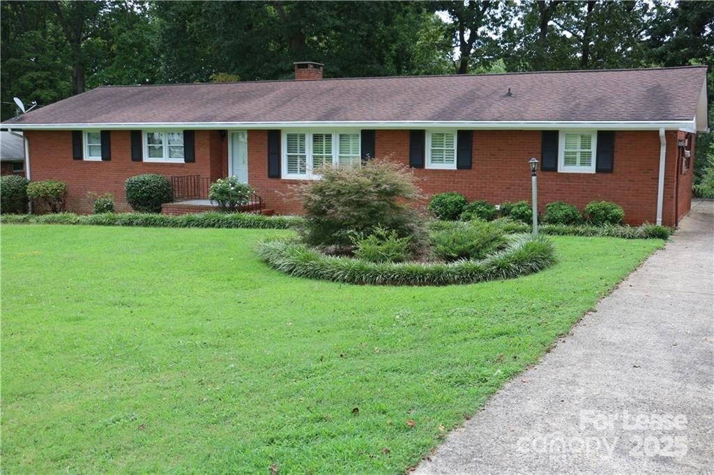 Amity Acres Real Estate Listings Main Image