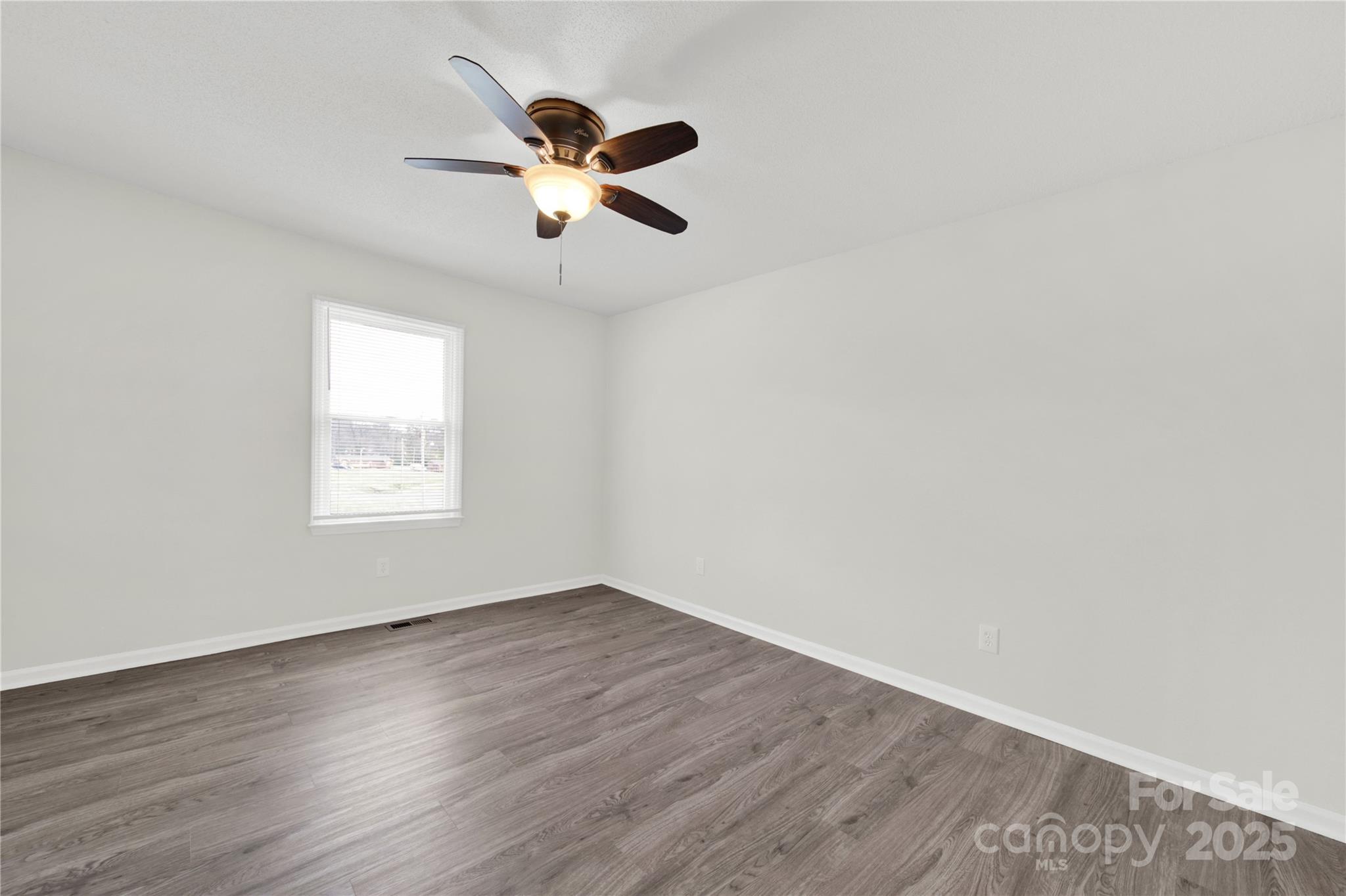 430 Stoneycreek Lane Property Photo 15