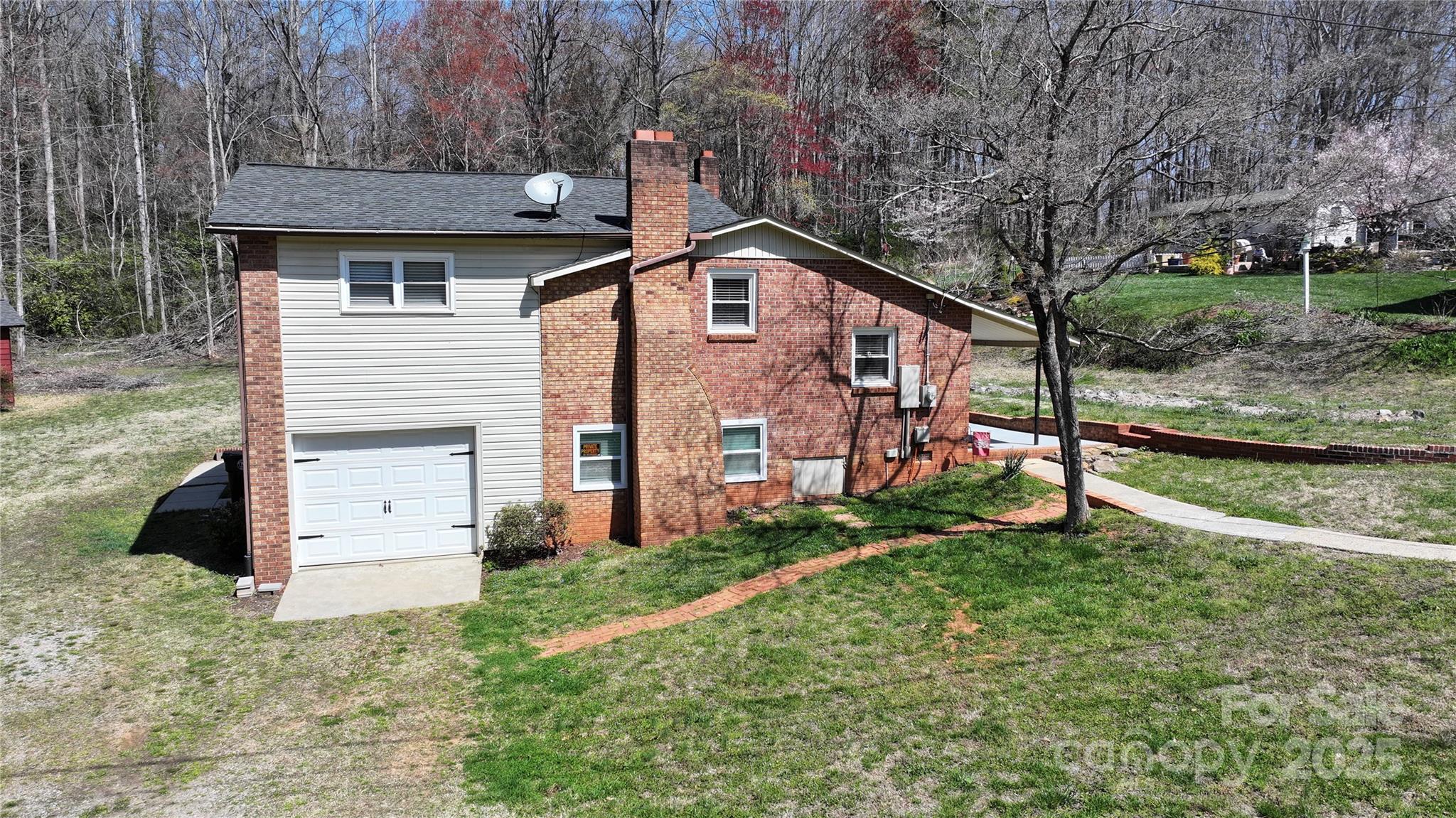1740 Young Drive Property Photo