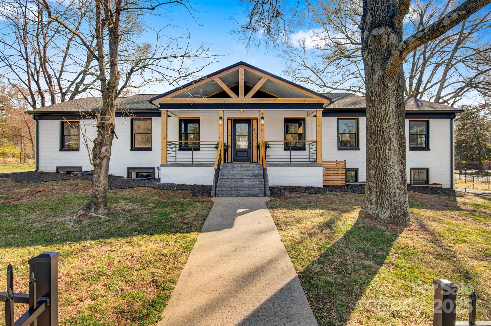 1206 9th Street Property Photo