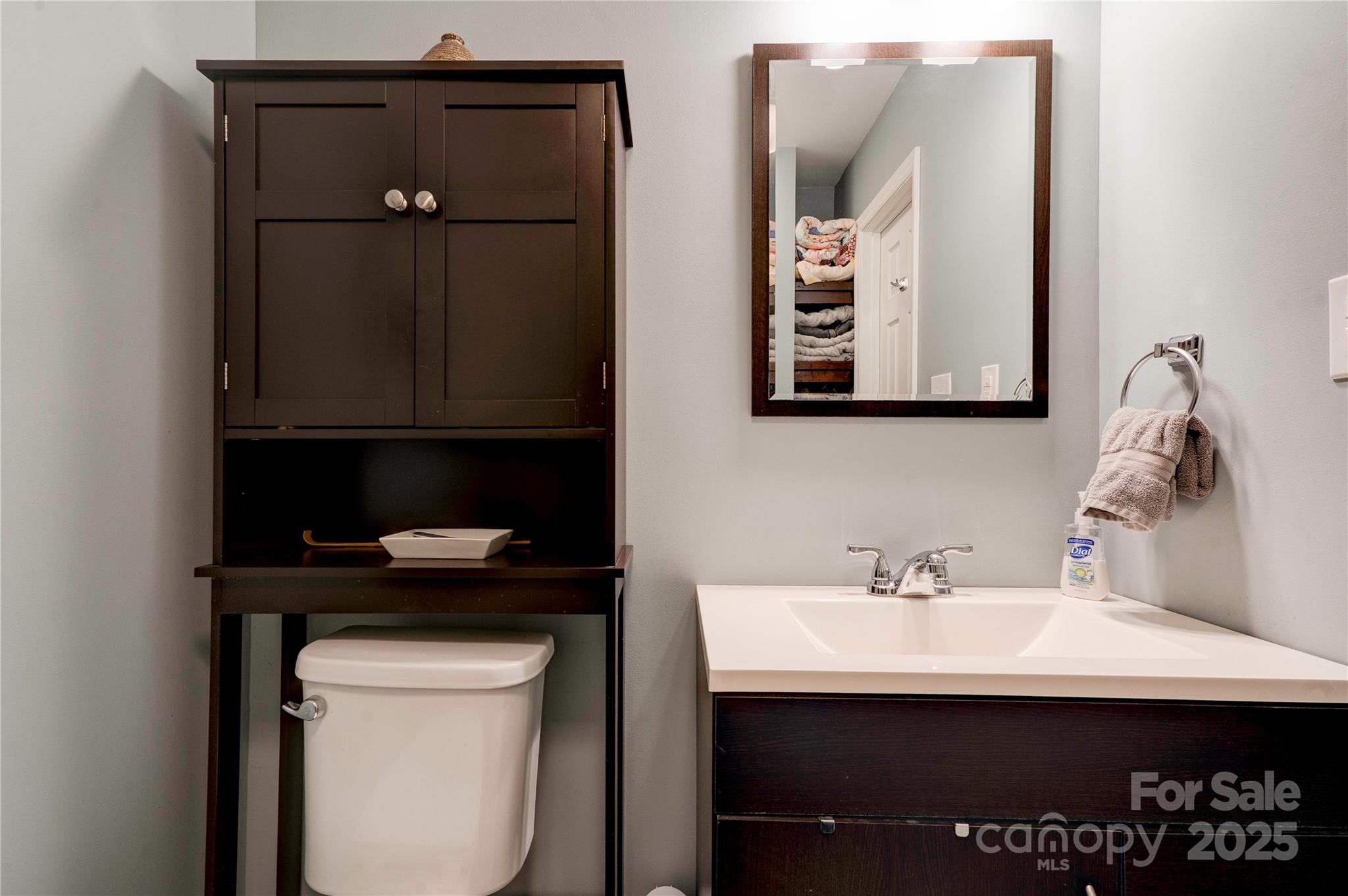 1925 S Lafayette Street Property Photo 23