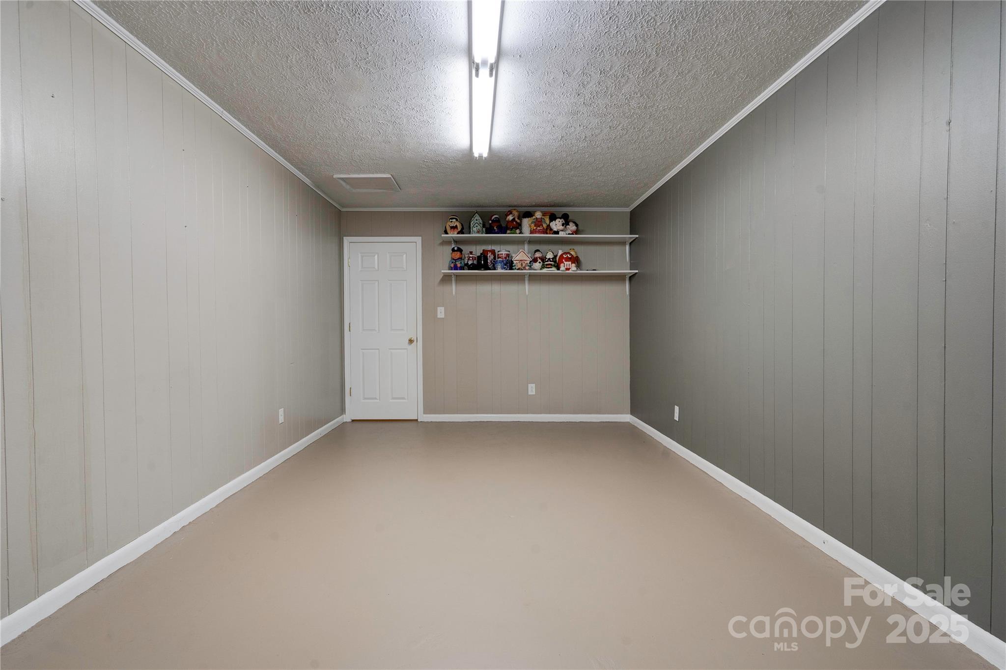 1925 S Lafayette Street Property Photo 34