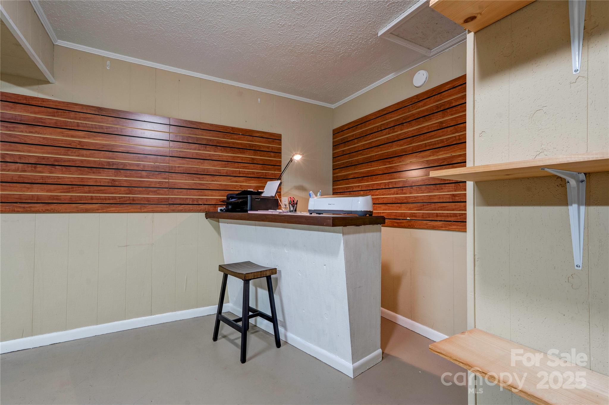 1925 S Lafayette Street Property Photo 37