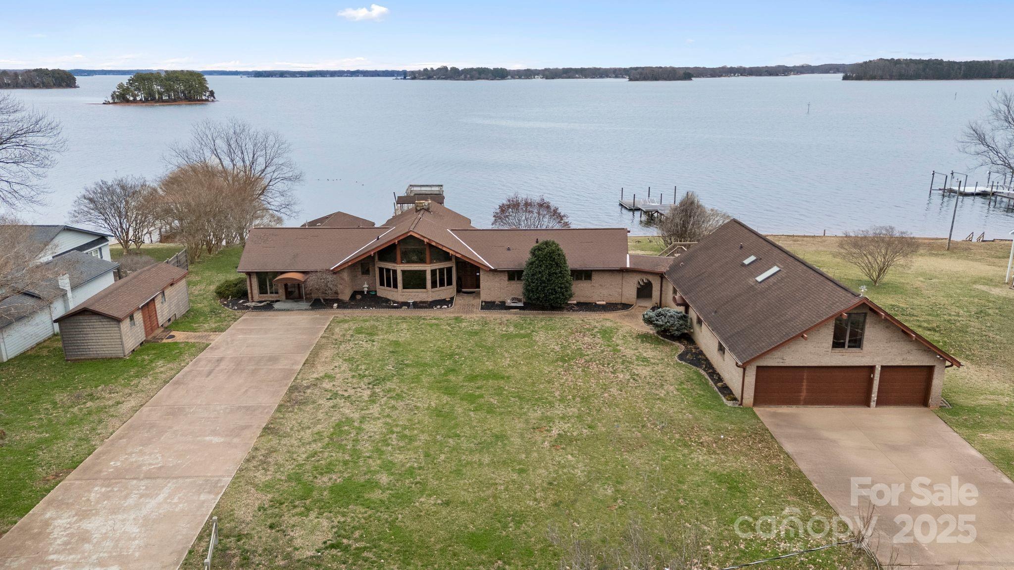 167 Points End Drive Property Photo 21