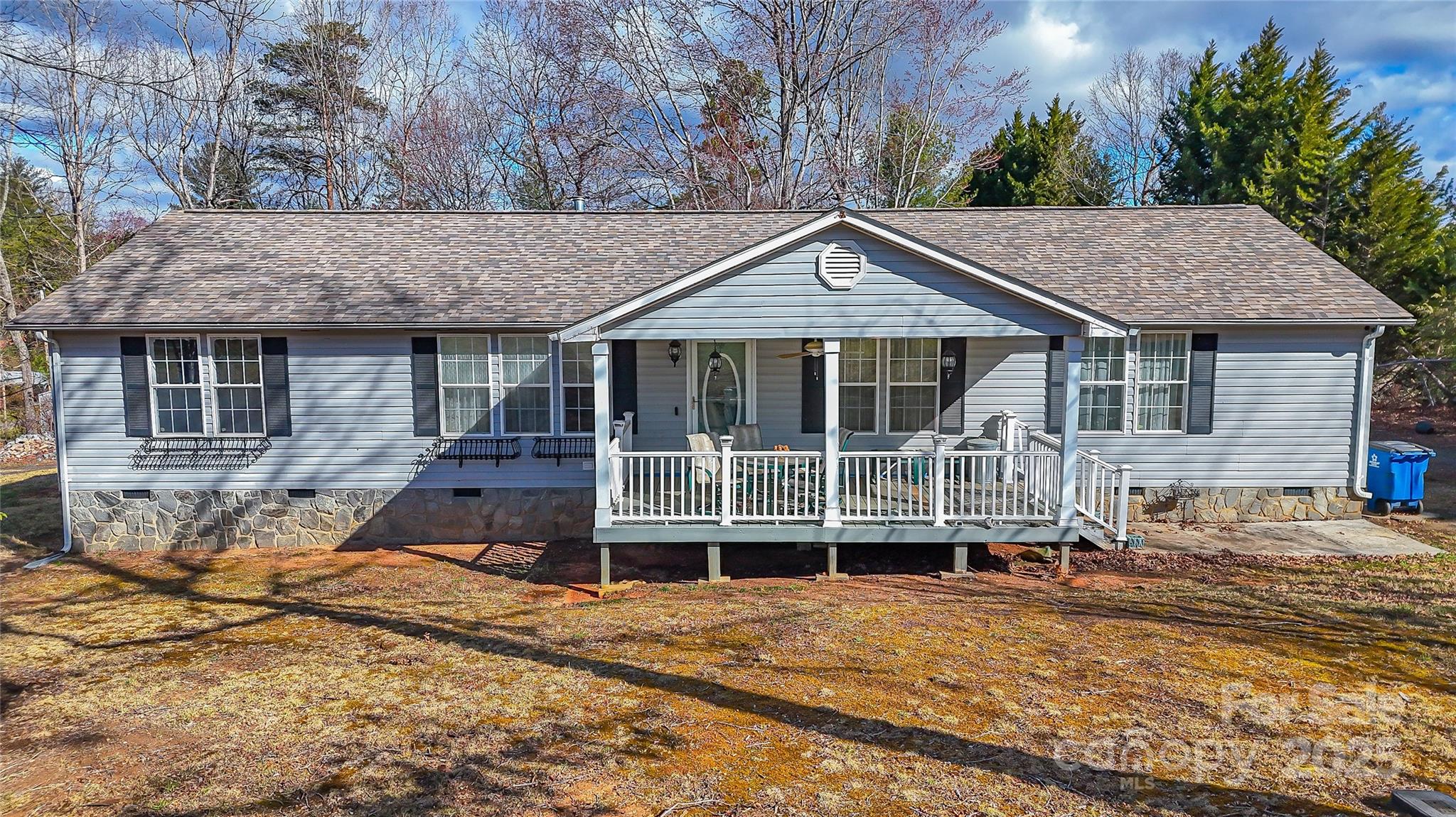 3742 Jamestown Road Property Photo