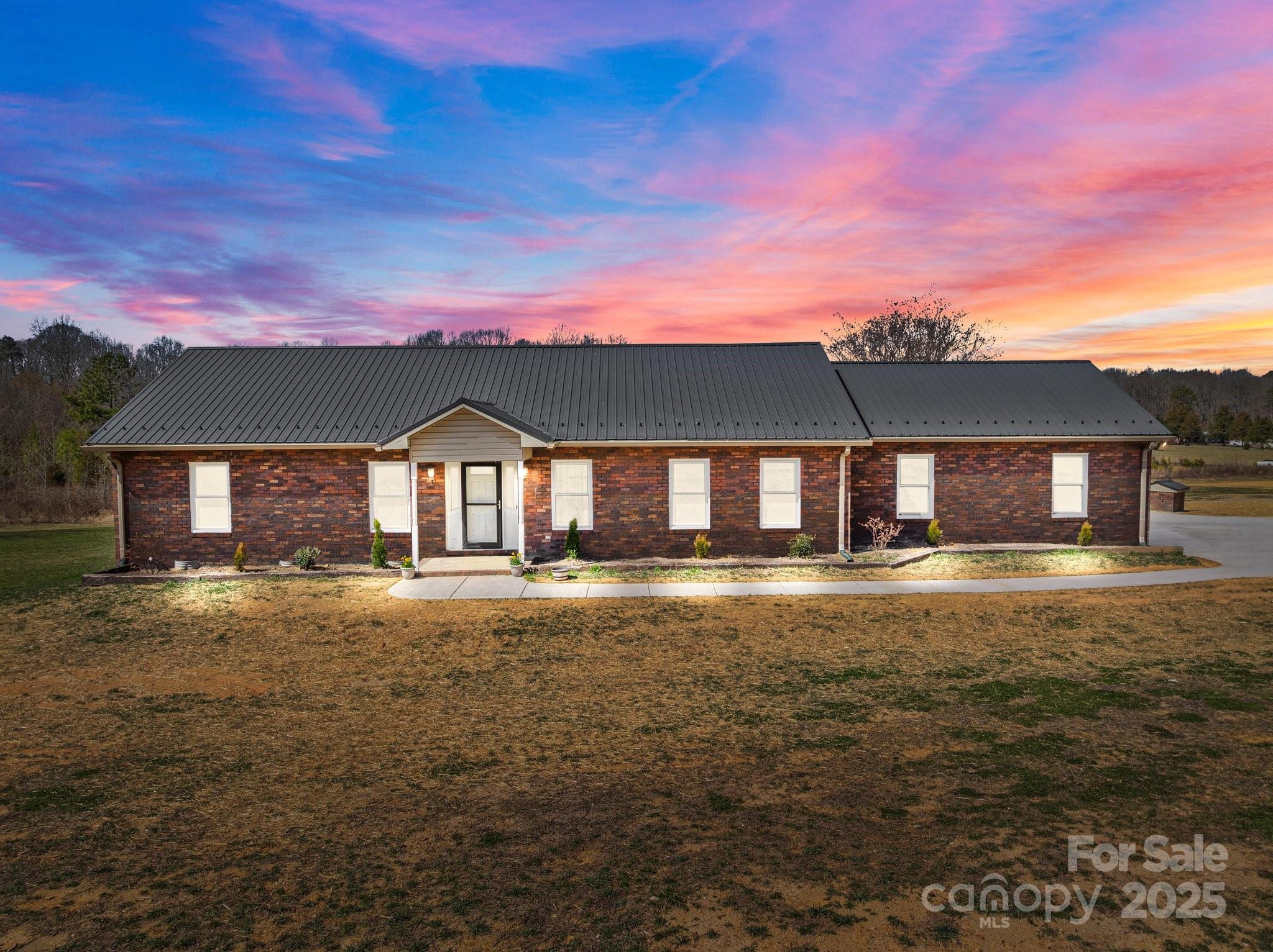 515 Panhandle Road Property Photo