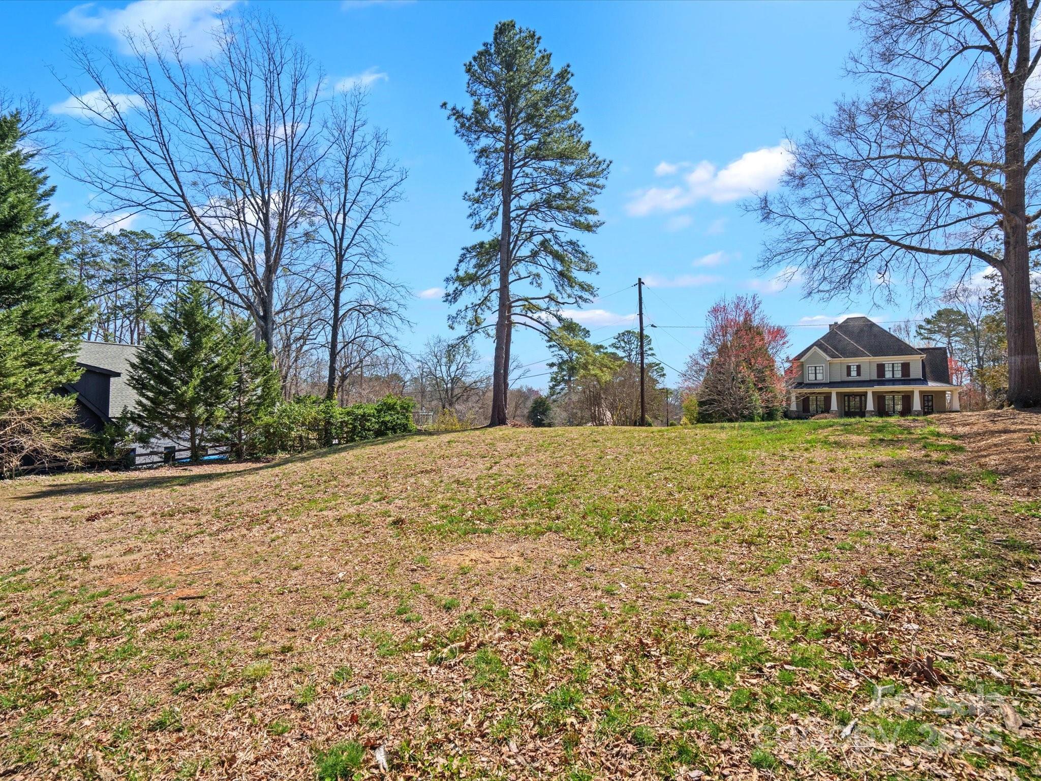 1539 Lilac Road Property Photo