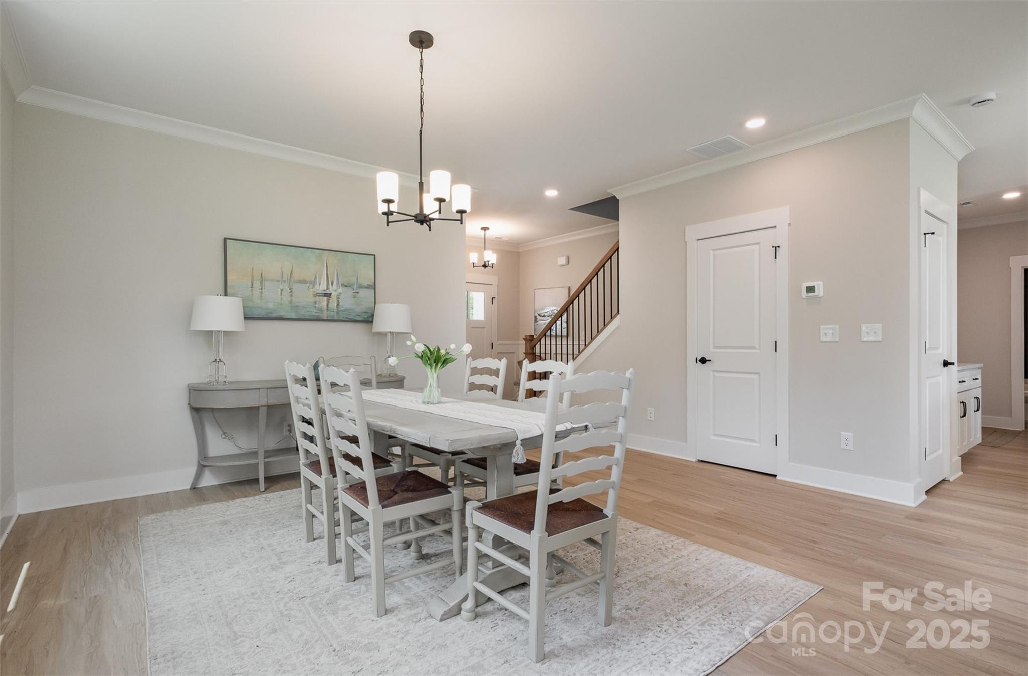 9615 Riviera Drive Property Photo 7