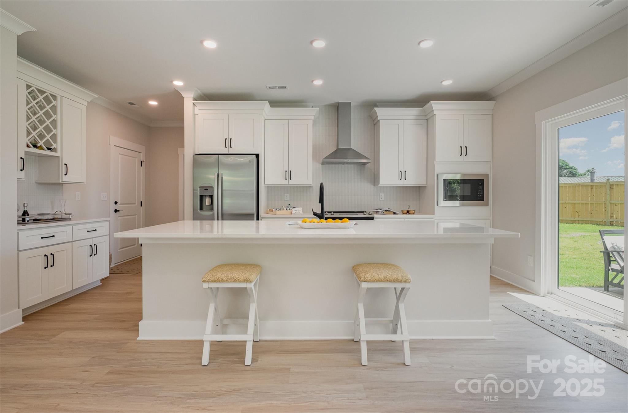 9615 Riviera Drive Property Photo 12