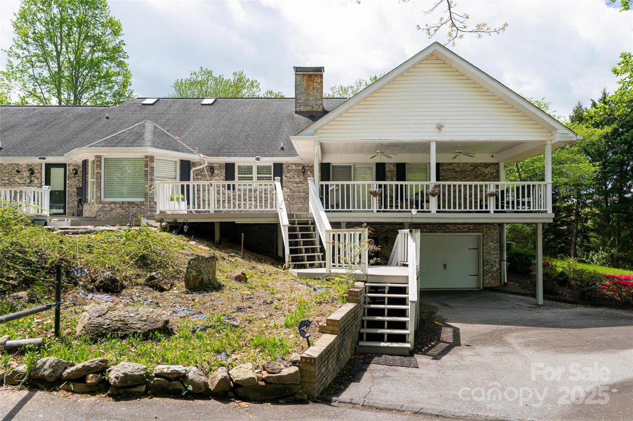 433 Old Leicester Highway Property Photo 11